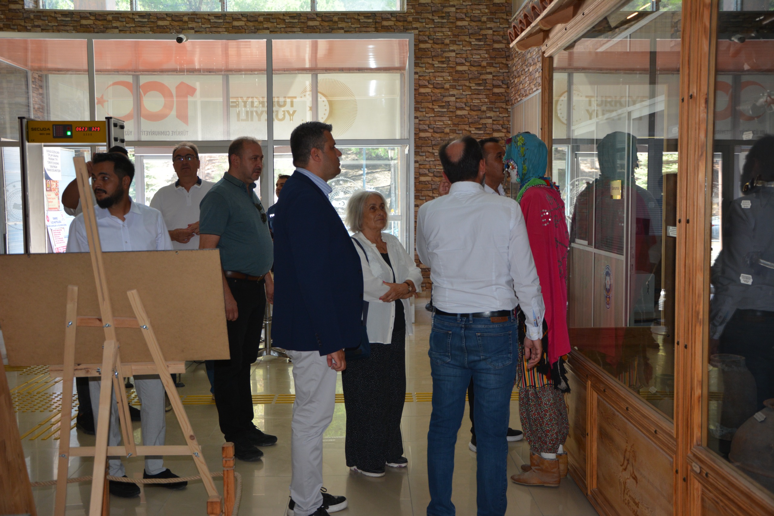 Büyükşehir Komisyon Üyeleri Demirci’yi Gezdi (11)