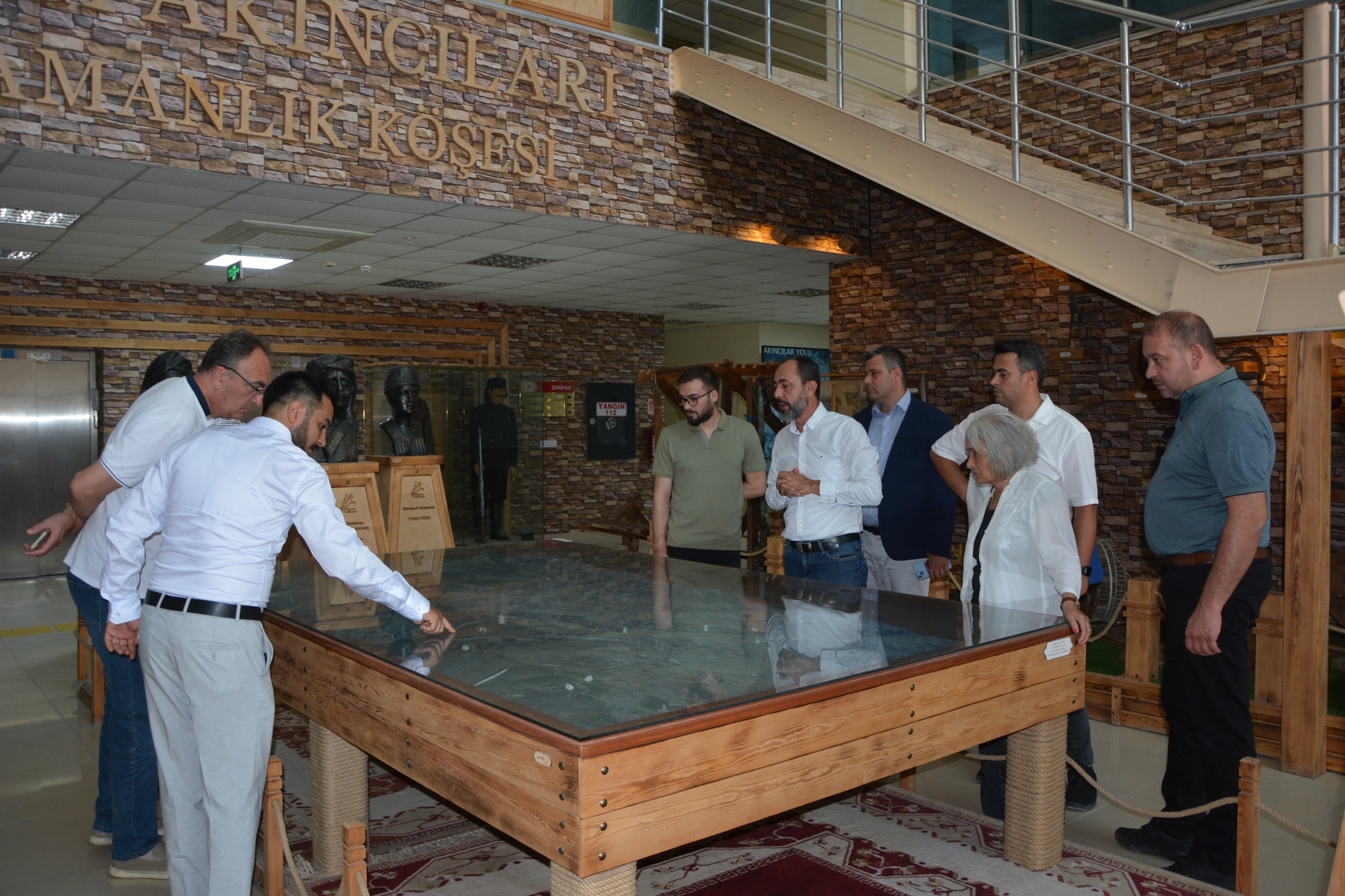 Büyükşehir Komisyon Üyeleri Demirci’yi Gezdi (7)