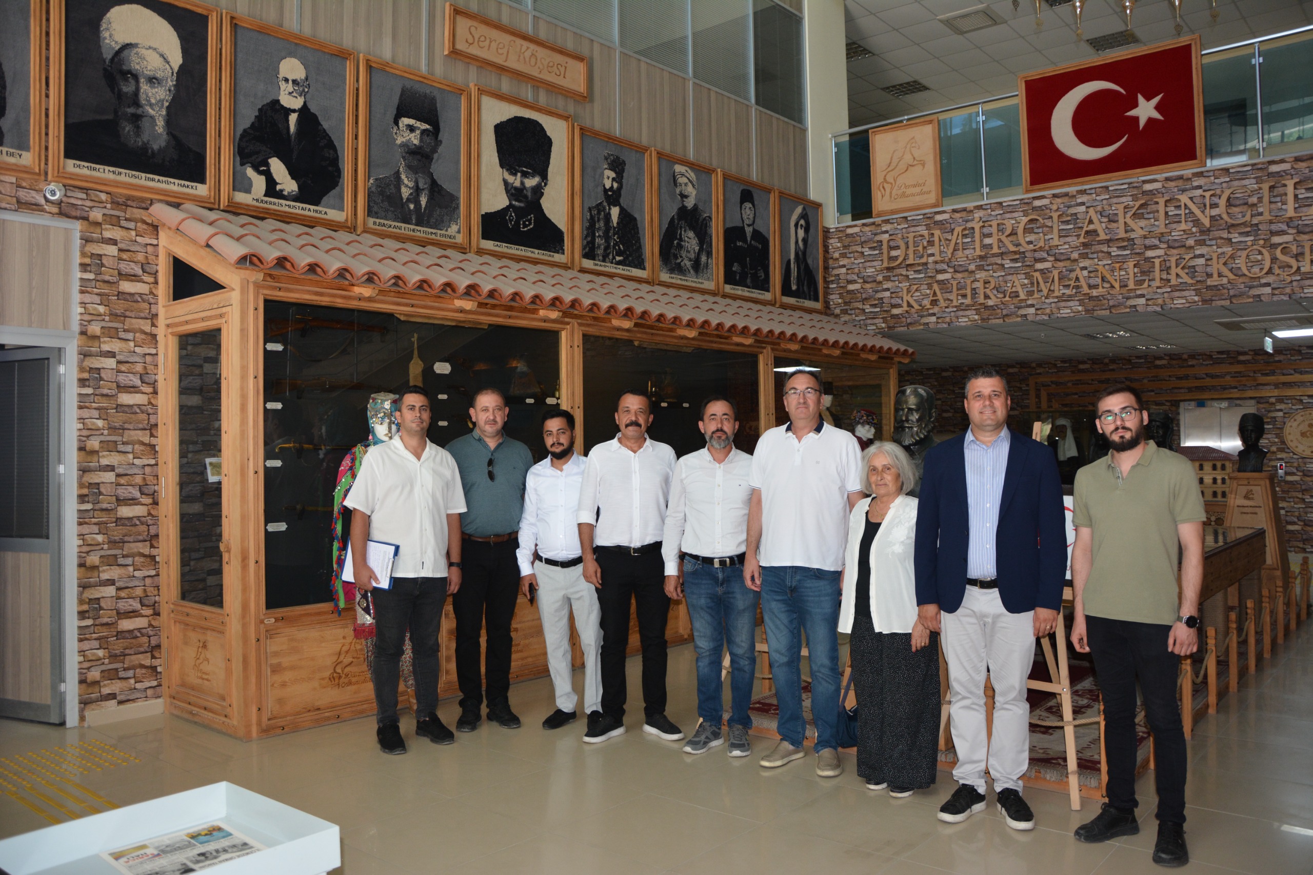 Büyükşehir Komisyon Üyeleri Demirci’yi Gezdi (8)