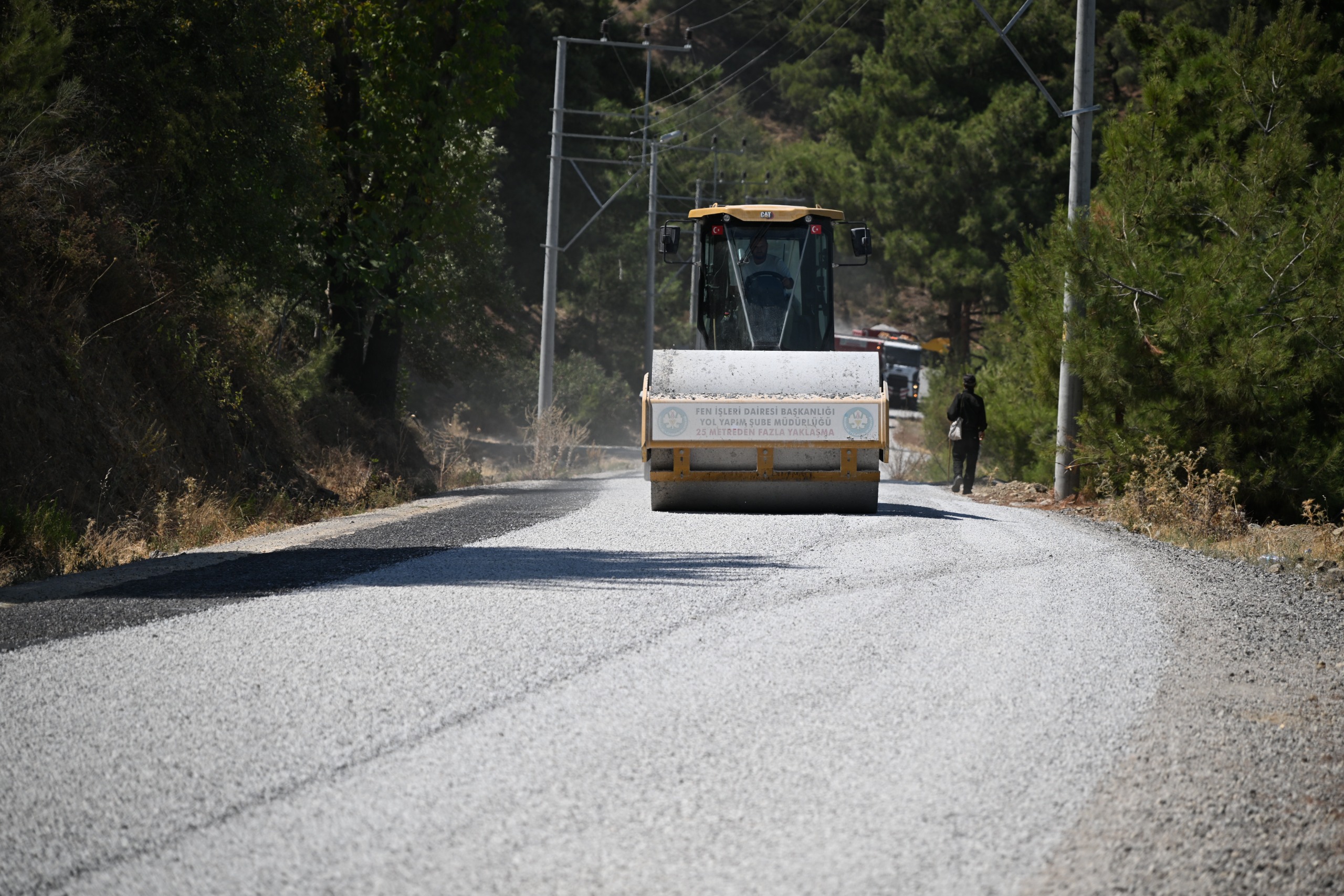 Büyükşehir, Spil Dağı Milli Parkı Yolunu Yeniliyor (11)