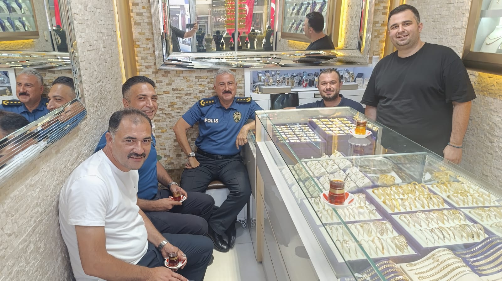 I M G 20250828 W A0051