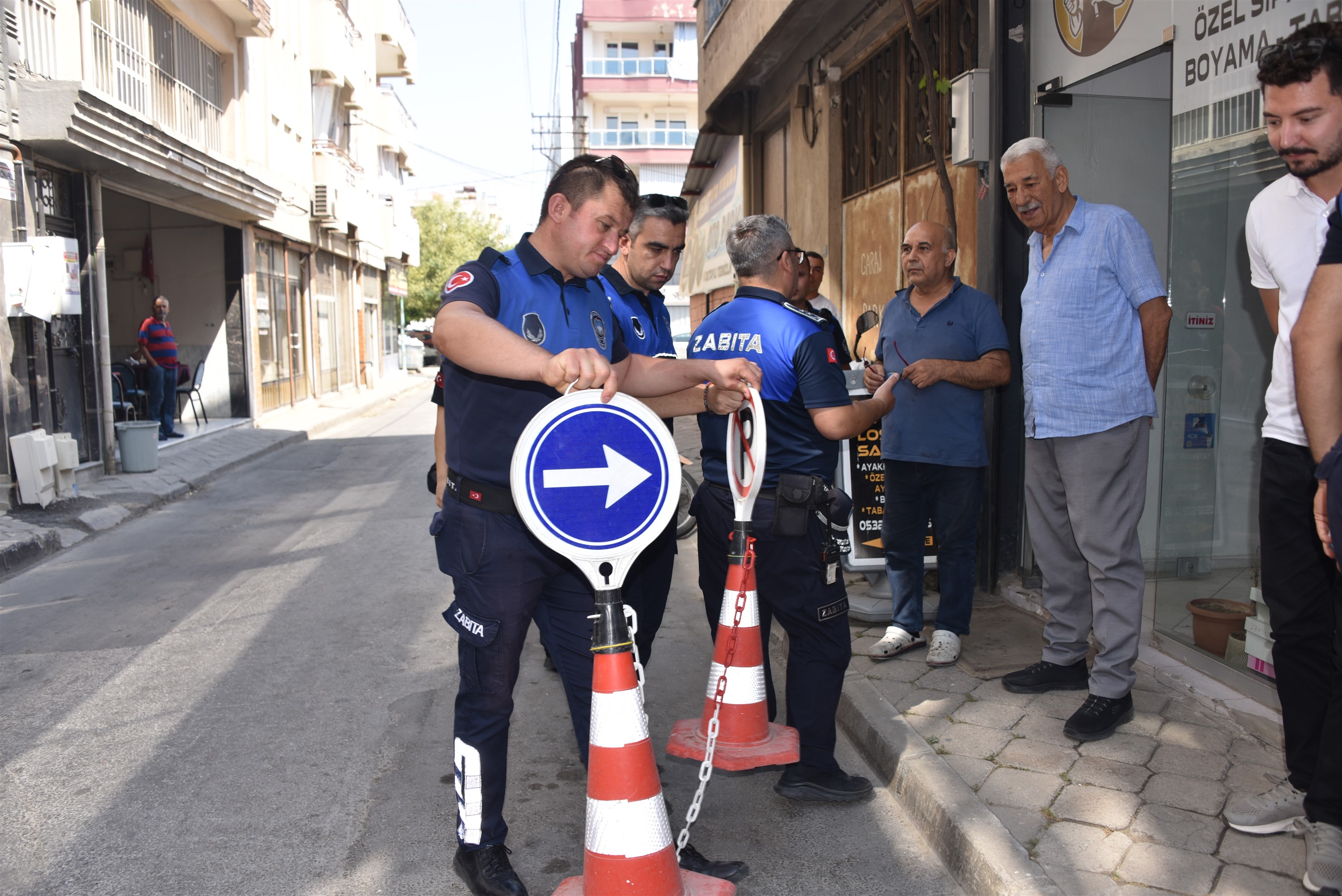 Salihli’de Kaldırım İşgali Denetimi Yapıldı (7)