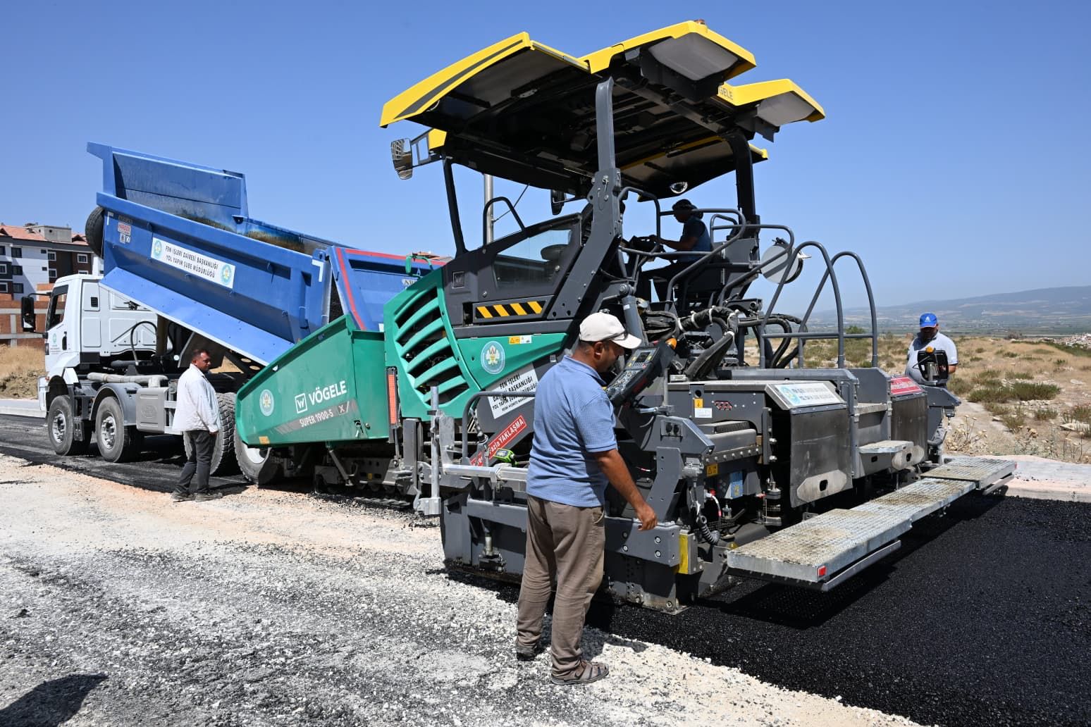 Yollar Büyükşehir’le Güzelleşiyor… (10)