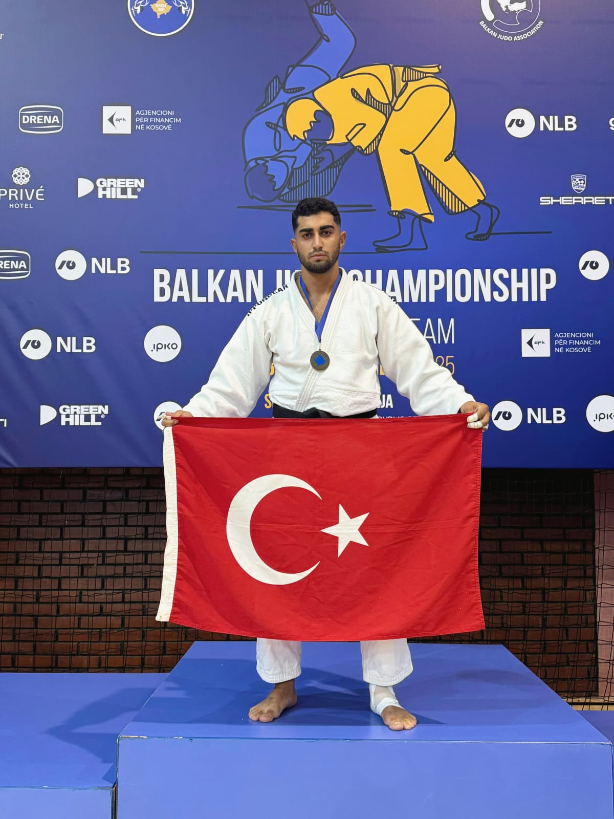 Balkanlarda Manisa Rüzgarı Esti Enes Pınar’dan Bronz Madaly (2)