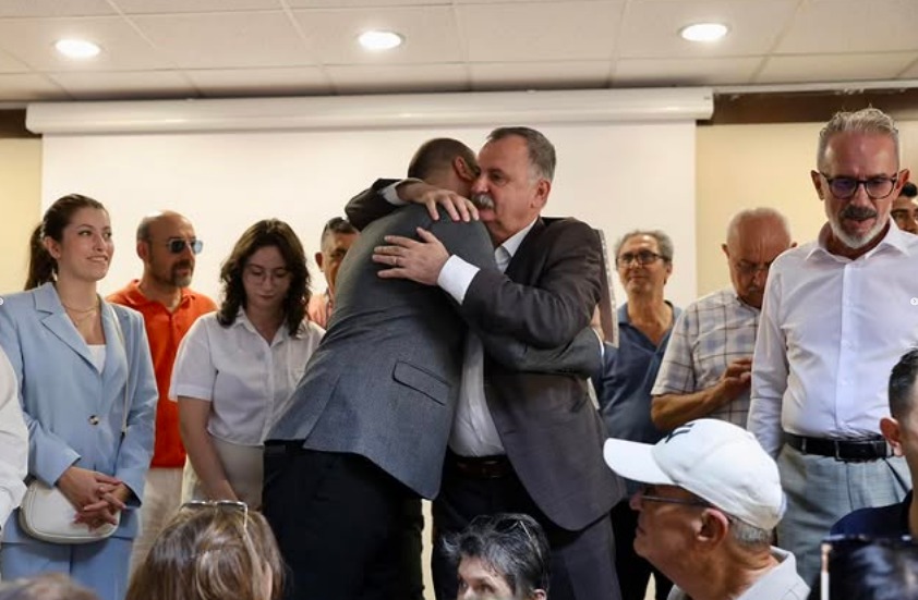 Chp Yunusemre’de Yeni Dönem Yalçın Arcak Mazbatasını Aldı (4)