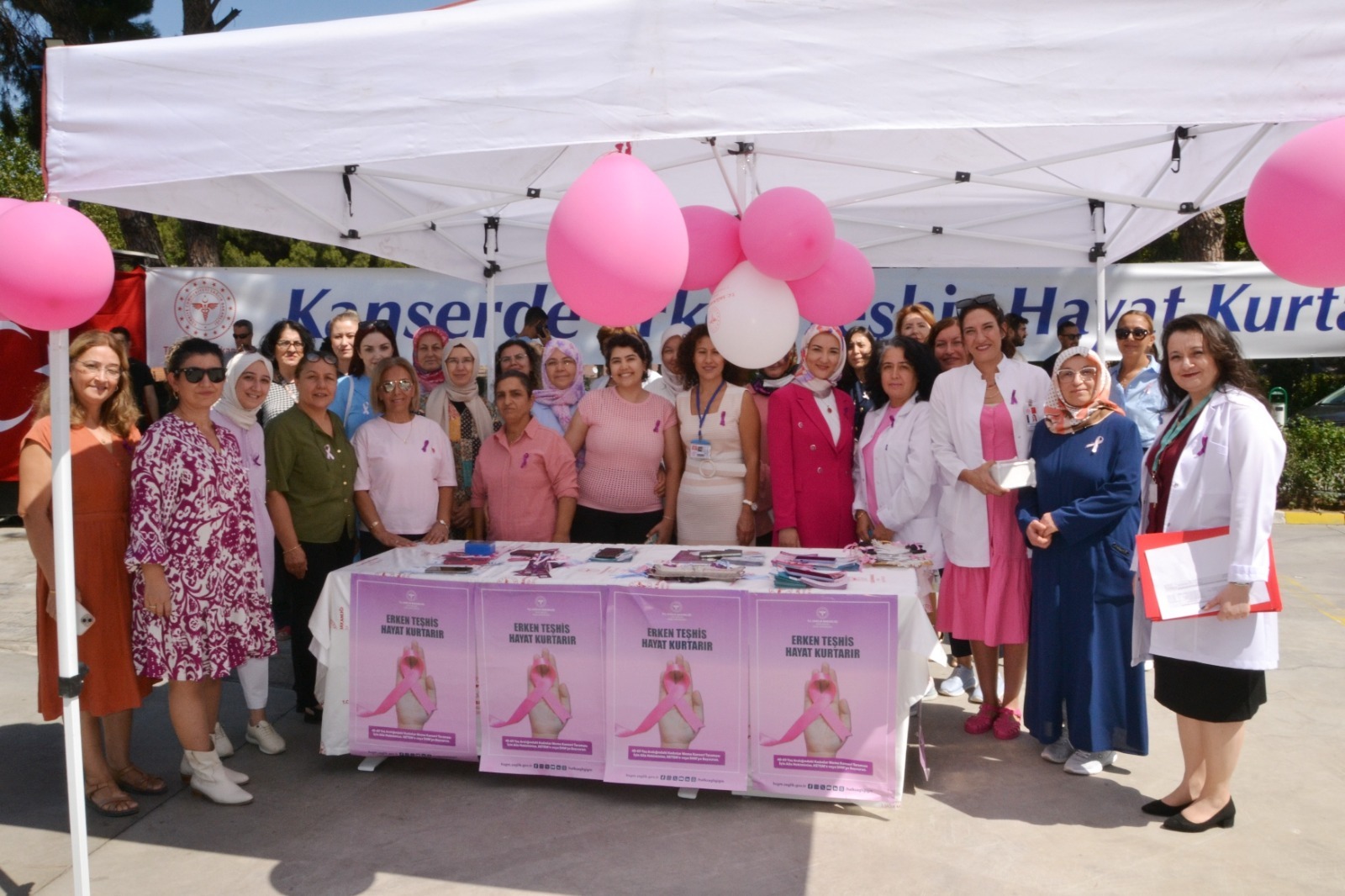 Manisa’da Mobil Mamografi Aracı Hizmette Erken Teşhis Artık Daha Kolay (7)