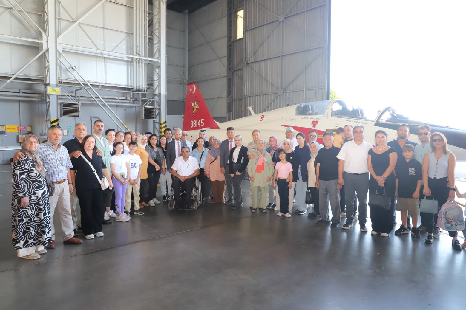 Manisalı Şehit Aileleri Ve Gaziler Çiğli 2. Hava Ana Jet Üssü’nde Ağırlandı (13)