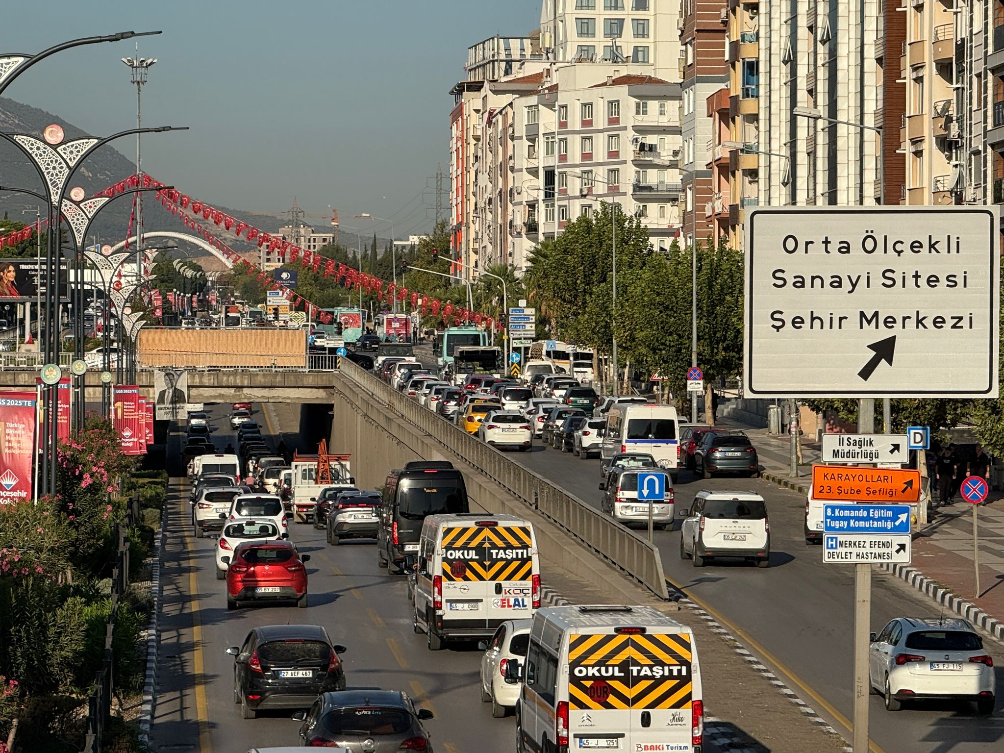 Manisalılar Güne Trafik Çilesiyle Uyandı (4)