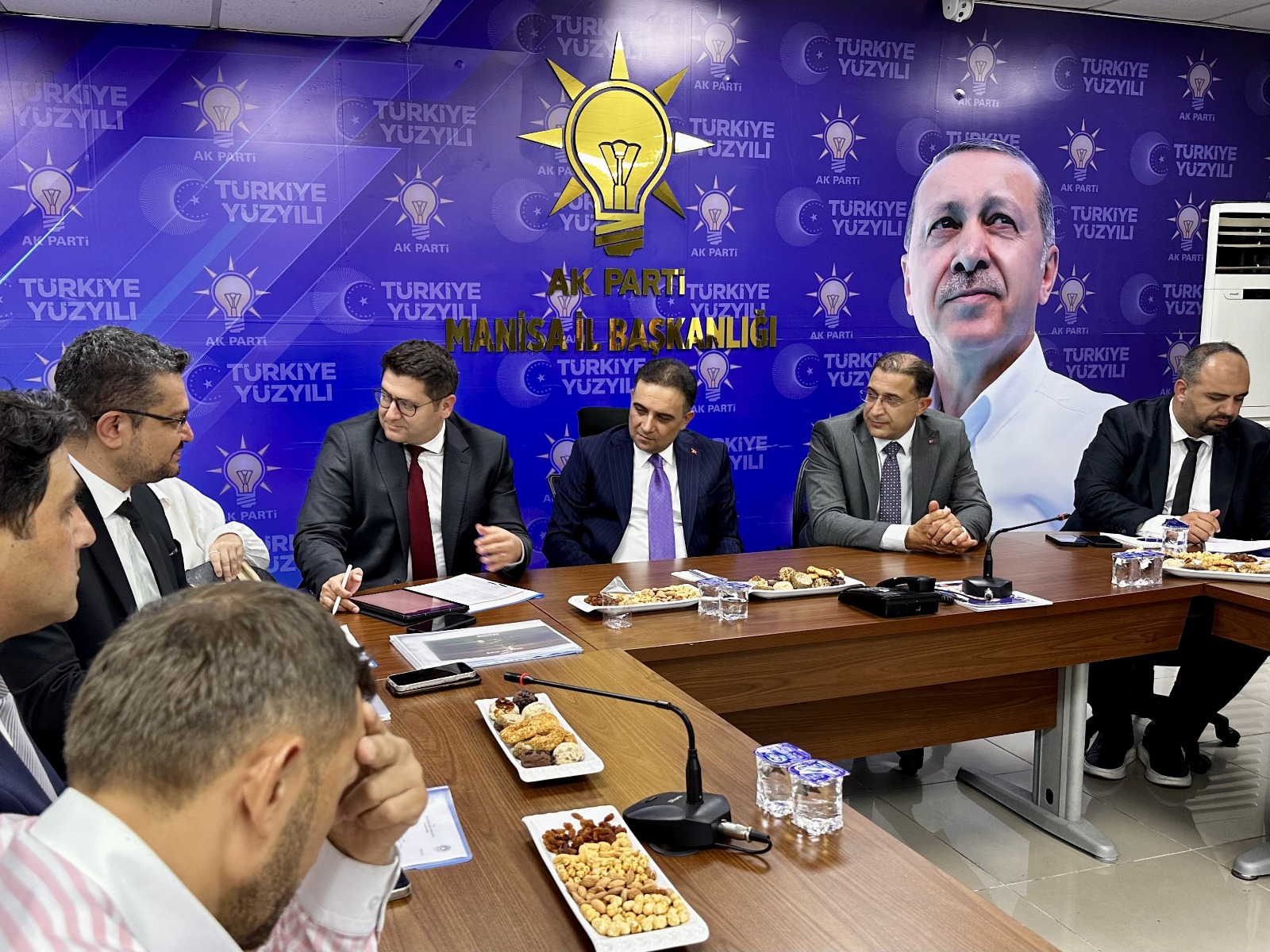 Manisa’nın Enerji Sorunları Masaya Yatırıldı (6)