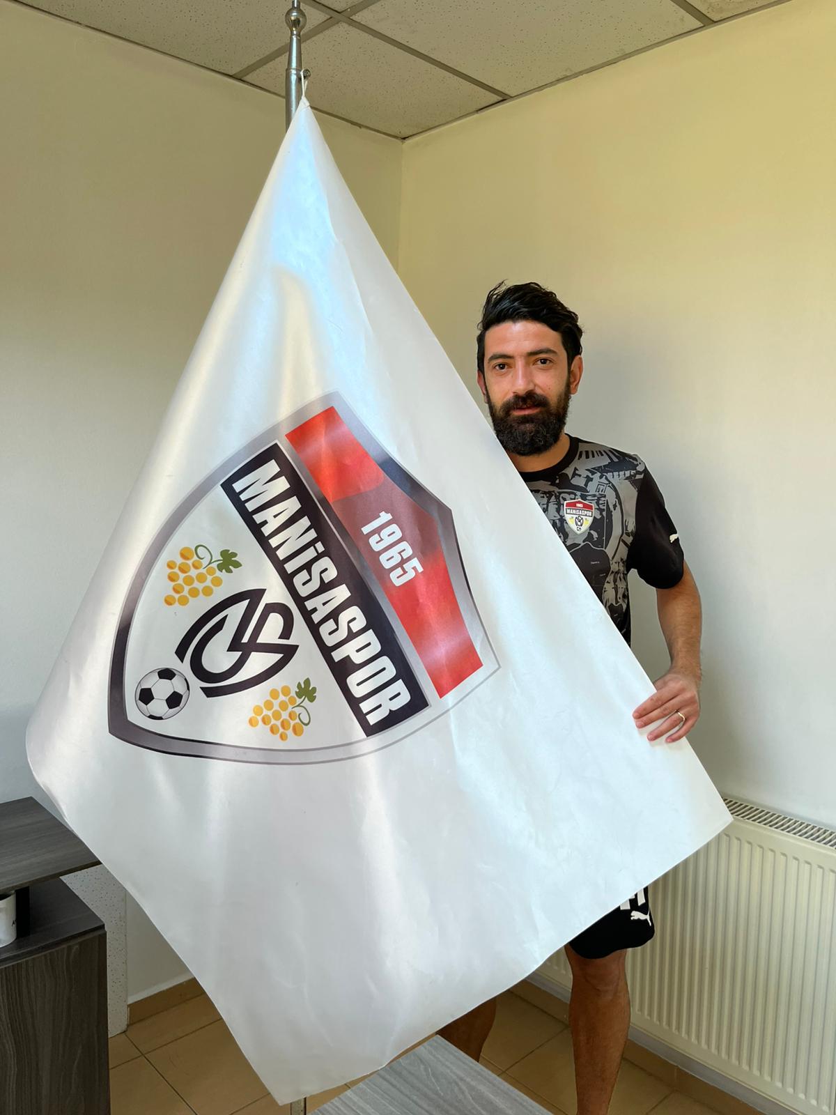 Manisaspor Savunmasını Güçlendirdi Ümit Yasin Arslan Geri Döndü (1)