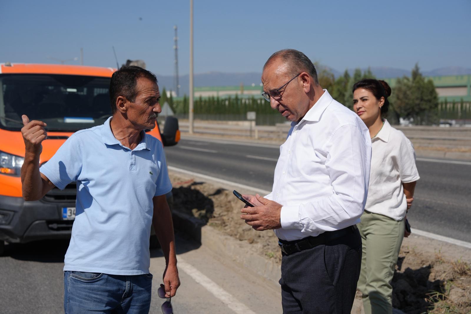 Turgutlu Belediye Başkanı Çetin Akın, Ilçenin Dört Bir Yanında Süren Çalışmaları Yerinde Inceleyerek Saha Mesaisine Devam Etti (3)