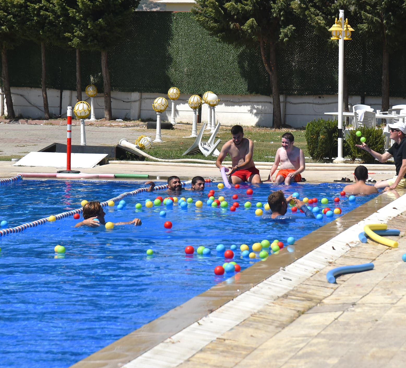 Yunusemre Belediyesinden Özel Öğrenciler Özel Et (1)