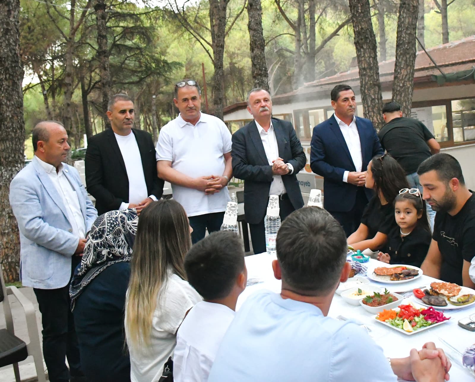 Yunusemre’de Şampiyonluk Coşkusu U17 Futbolcular Birlikle Taçlandı (9)