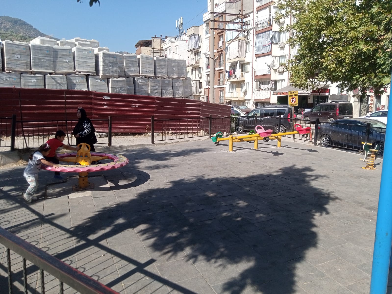 Manisa’da Mahallenin Kabusu Bitti (3)