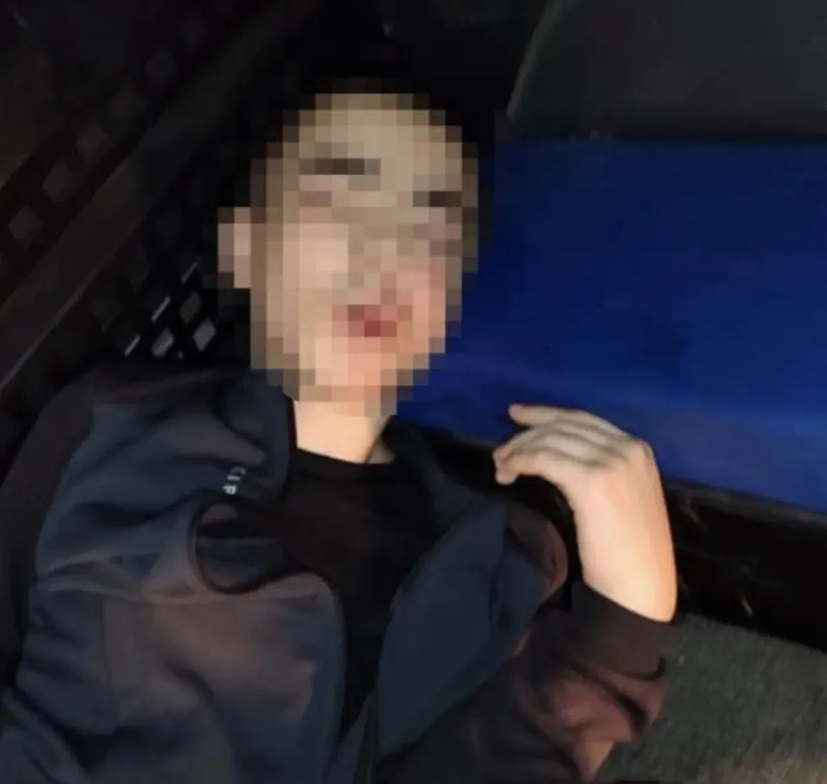 68C9002Dcc344500 W1200Xh1138