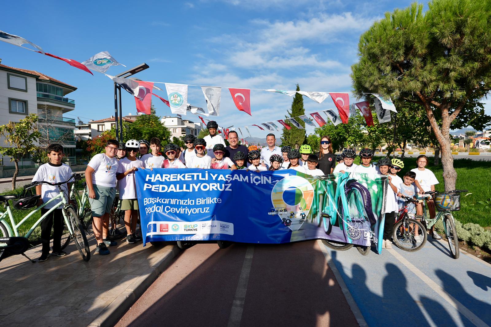 Akhisarlılar Sağlıklı Yaşam İçin Pedal Çevirdi (17)