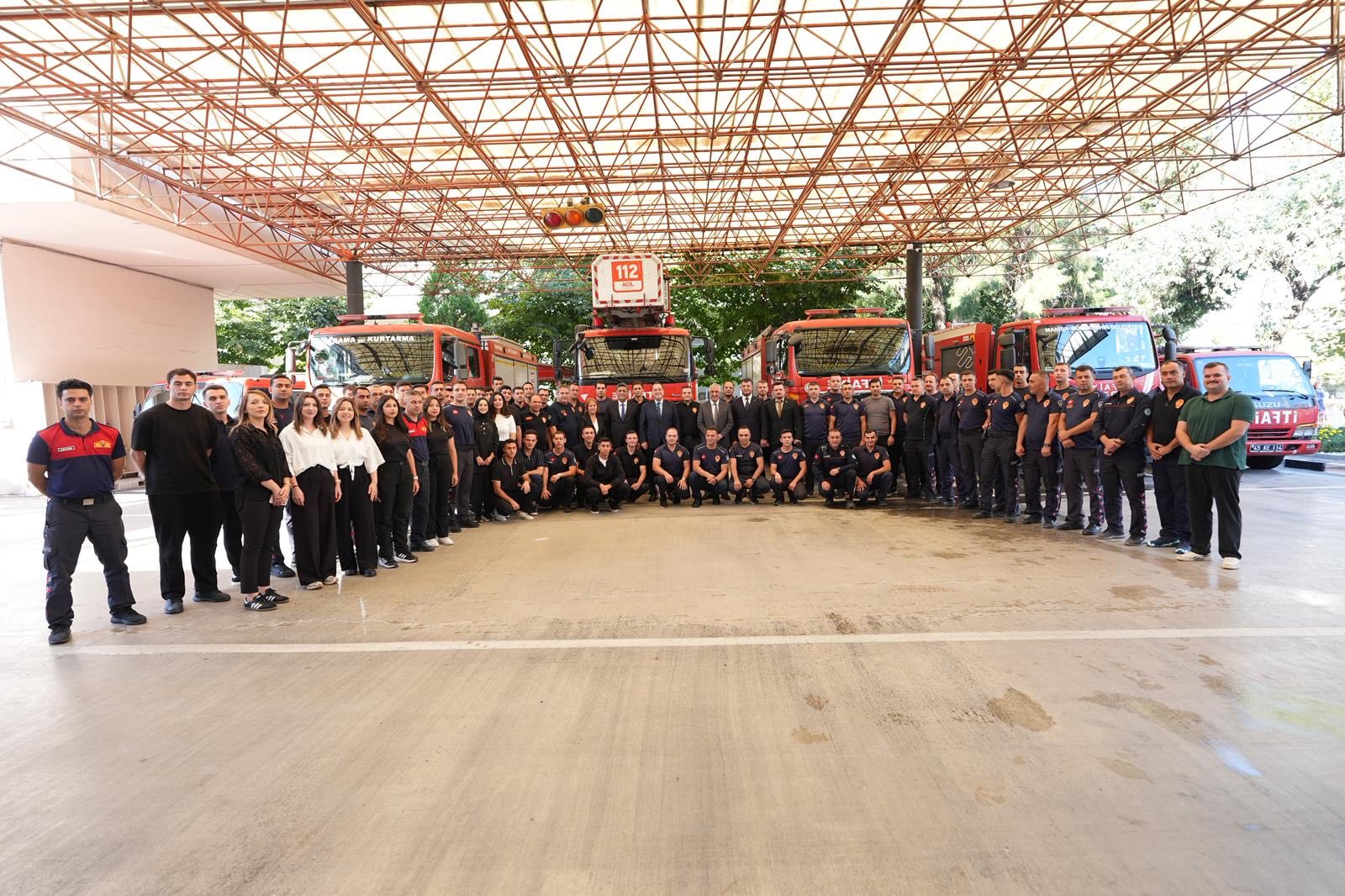 Başkan Dutlulu’dan İtfaiyecilere Anlamlı Ziyaret (4)