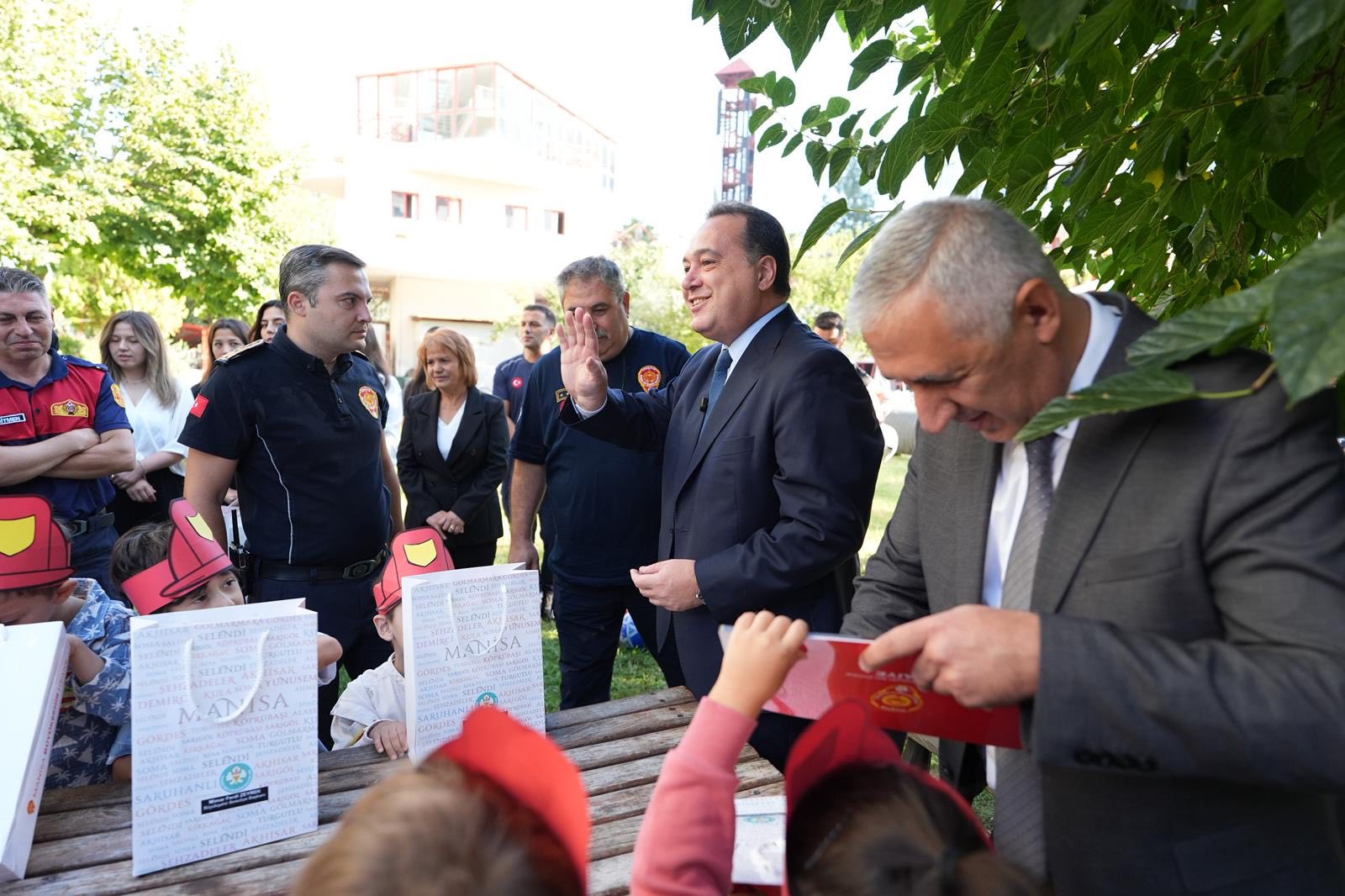 Başkan Dutlulu’dan İtfaiyecilere Anlamlı Ziyaret (6)