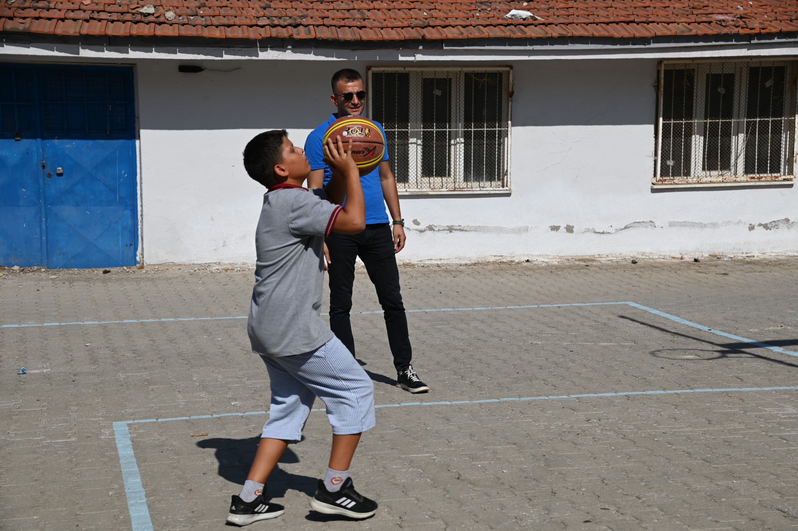 Belediye’den Öğrencilere Spor Malzemesi Desteği (10)