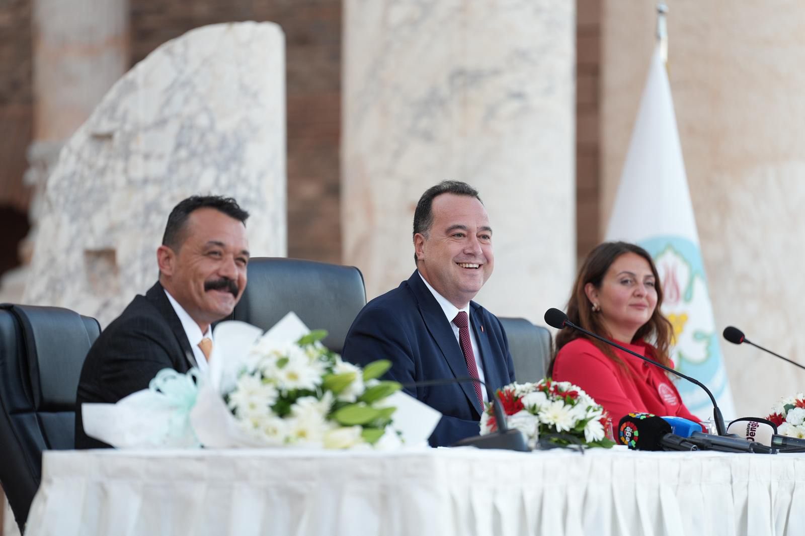 Büyükşehir Meclisi’nde Başkan Dutlulu ‘Ranta Hayır’ Dedi (21)