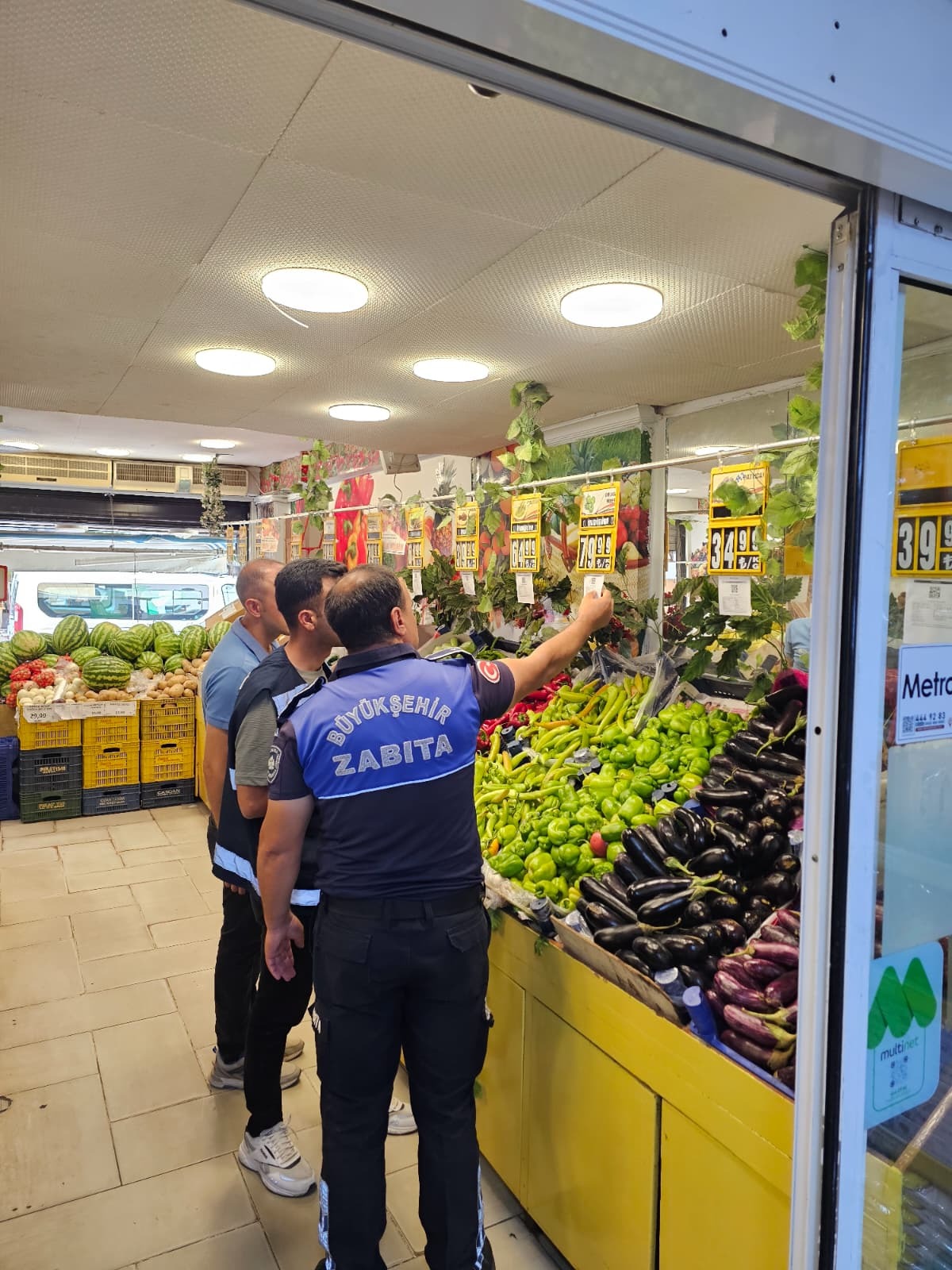 Büyükşehir'den Market Ve Pazarlara Sıkı Denetim (8)