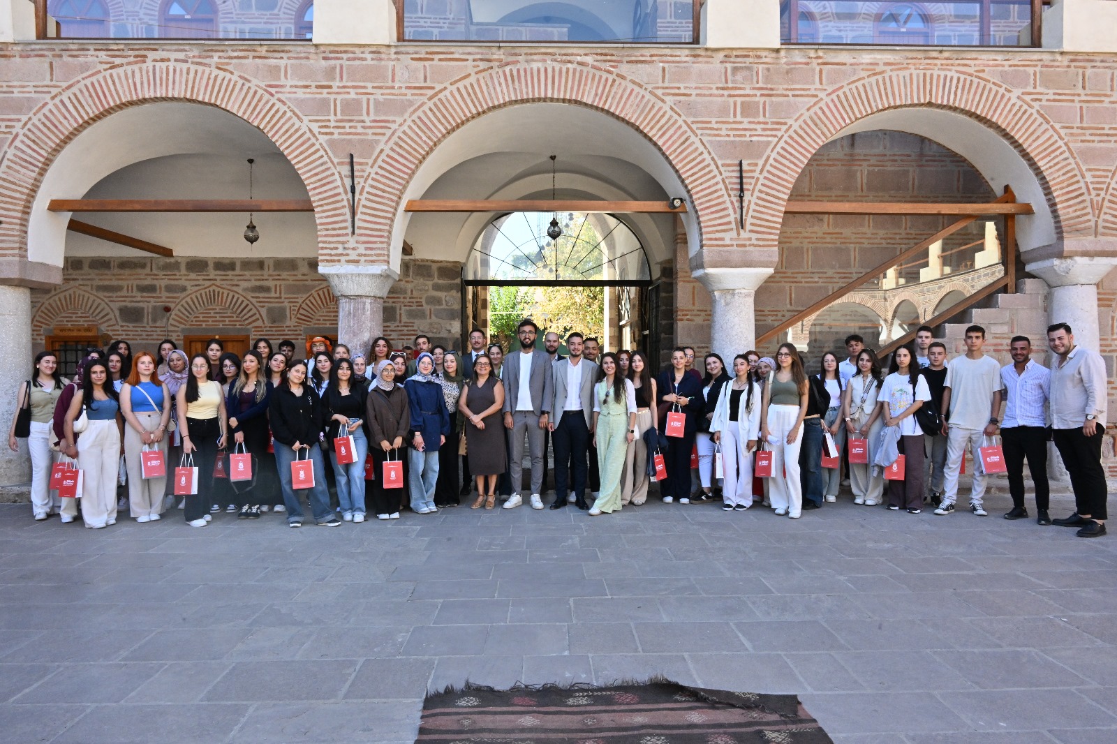 Büyükşehir’den Üniversite Öğrencilerine Tanıtım Gezisi (7)