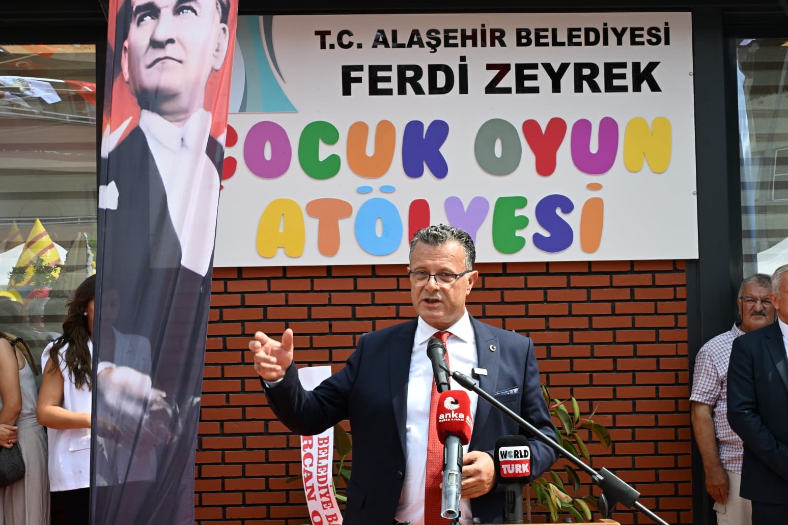 Ferdi Zeyrek İsmi Çocuk Oyun Atölyesi’nde Yaşatılacak (15)