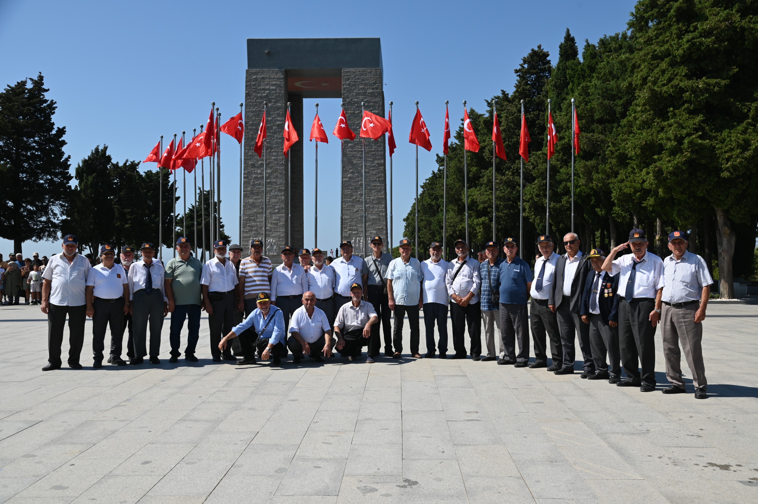 Gaziler Ve Şehit Yakınları Çanakkale’yi Gezdi (7)