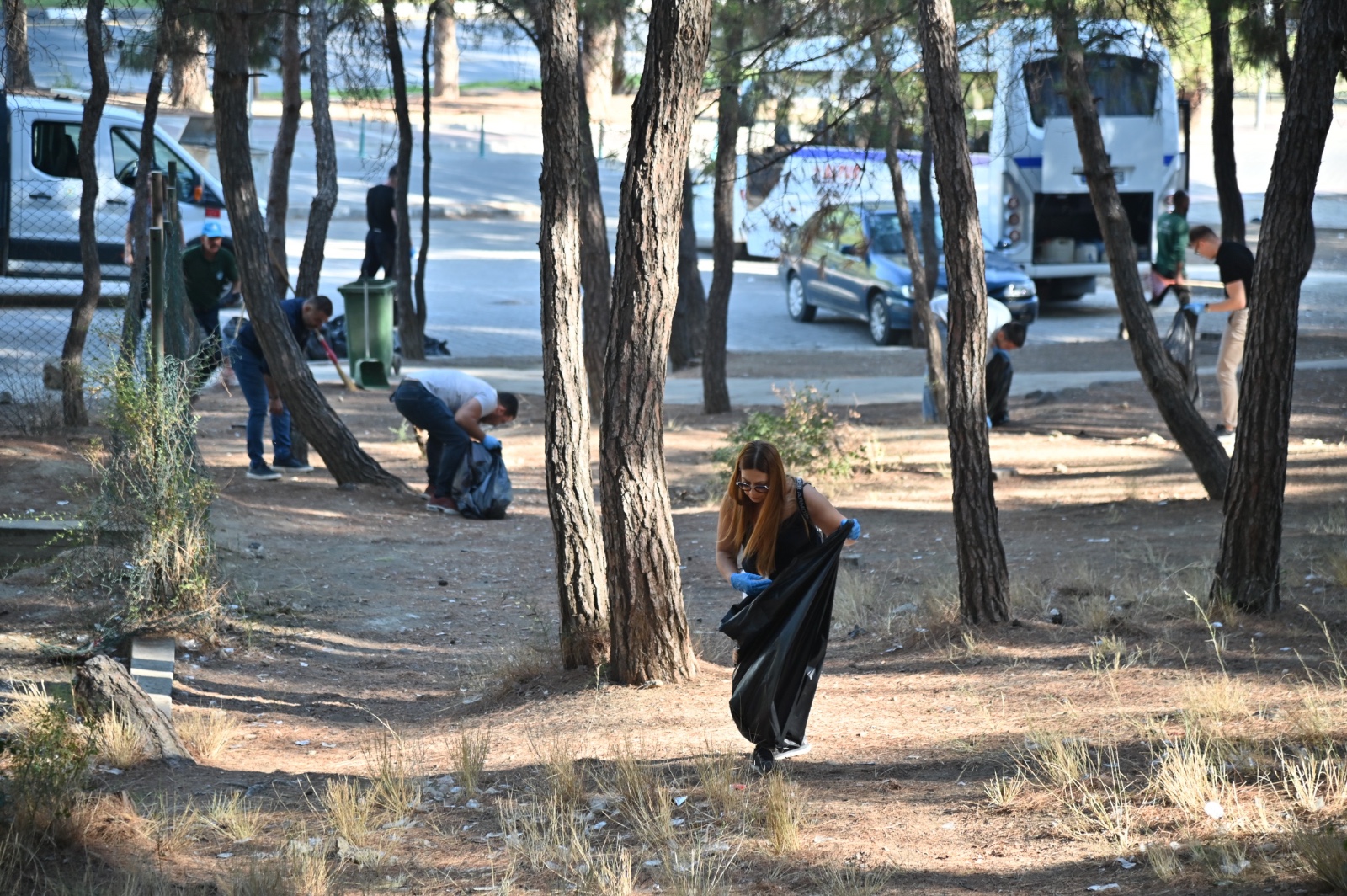 Gönüllüler Çevre Temizliğine Dikkat Çekti (10)