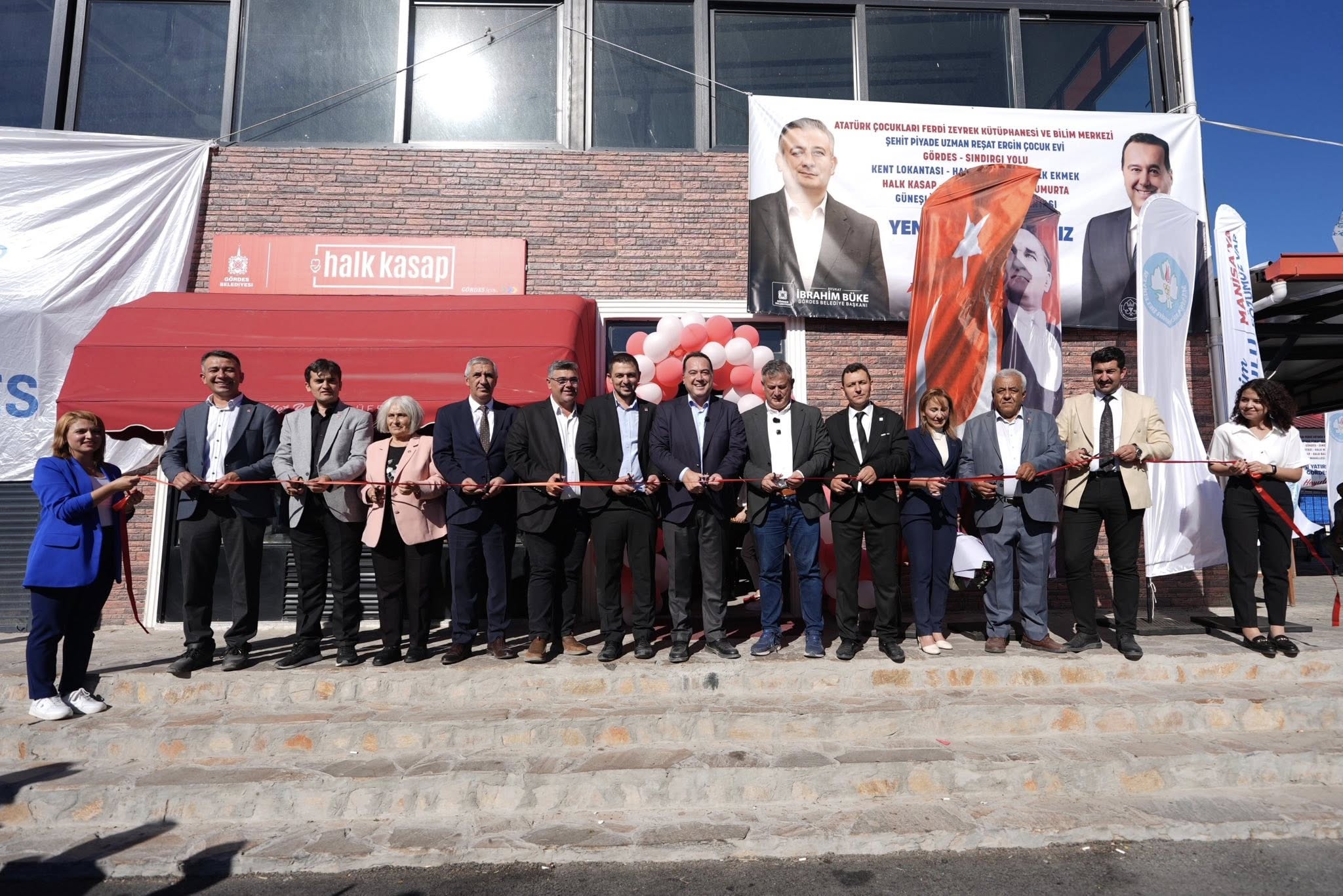 Gördes’te Toplu Açılış Coşkusu (28)