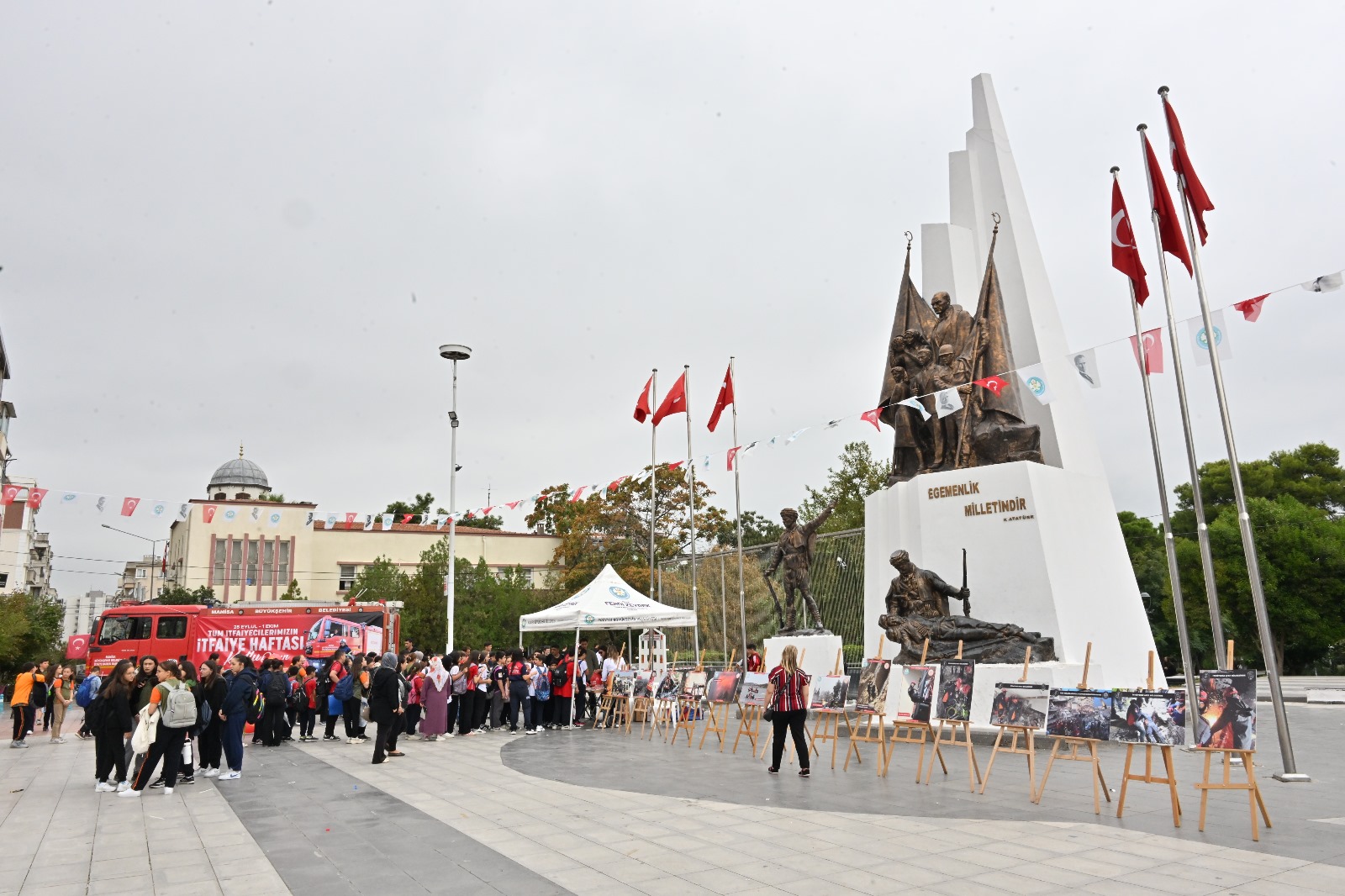 Manisa İtfaiyesinden Haftaya Yakışır Kutlama (14)