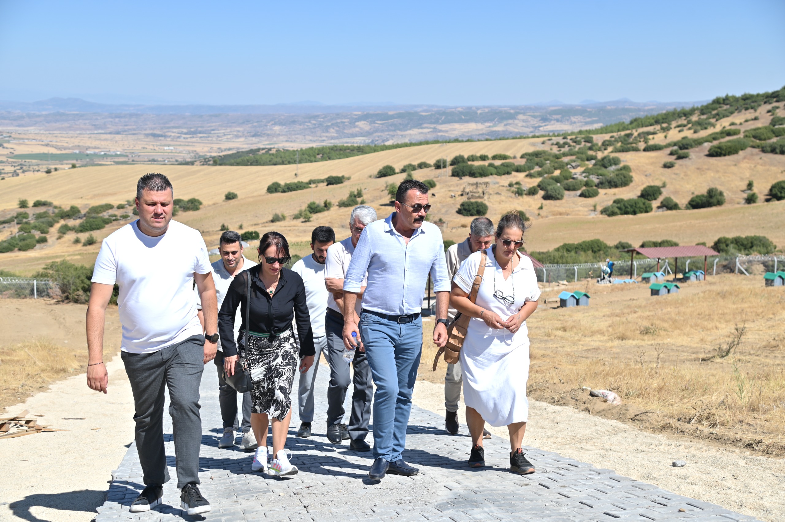 Sokak Hayvanları Komisyonu Kula’da Çalışmaları İnceledi (13)