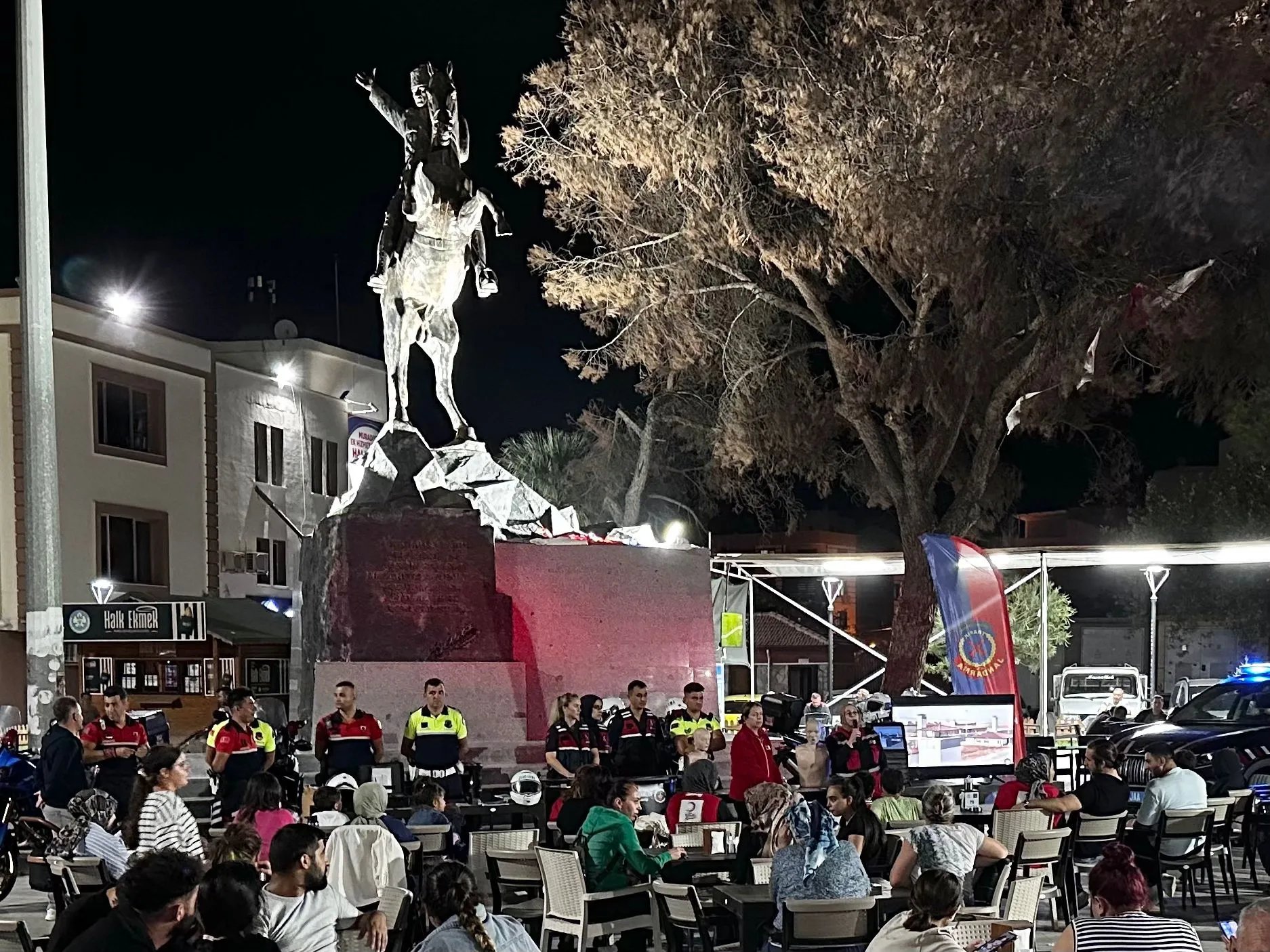 Turk Kizilay Ve Jandarma Egitimi 7 68Cfc07Bde3C9