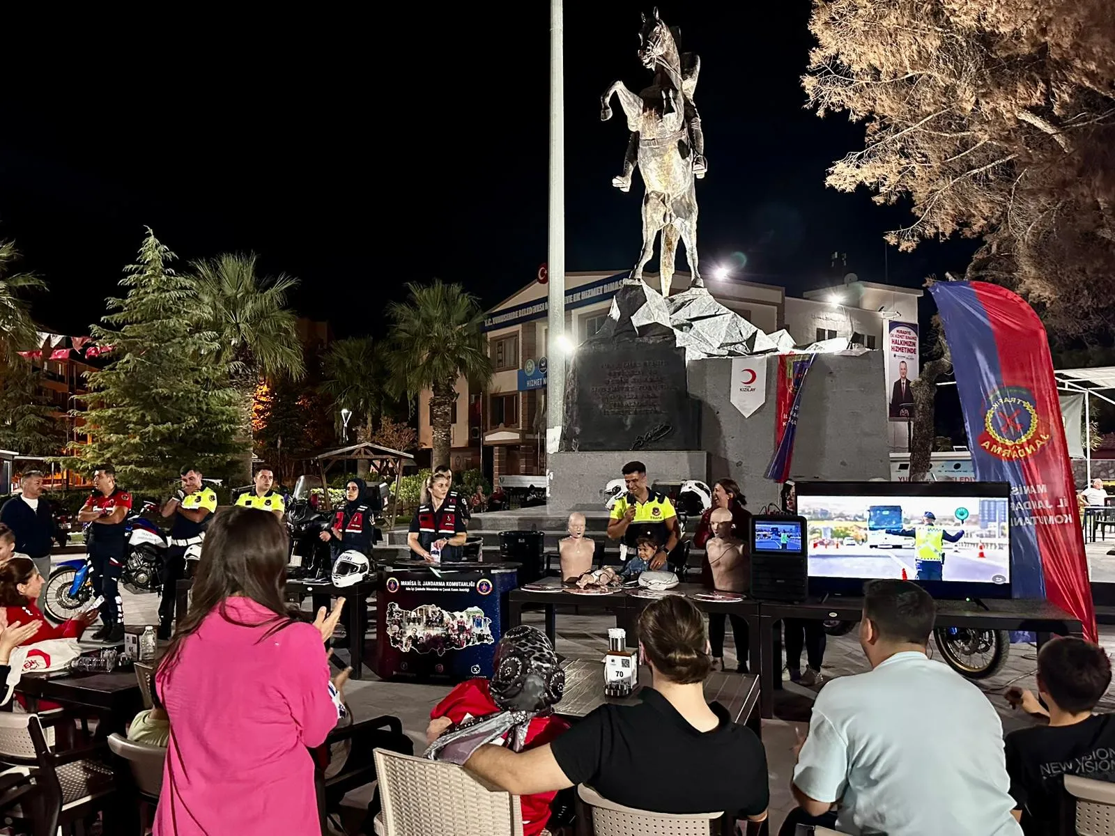 Turk Kizilay Ve Jandarma Egitimi 9 68Cfc07C6F81B