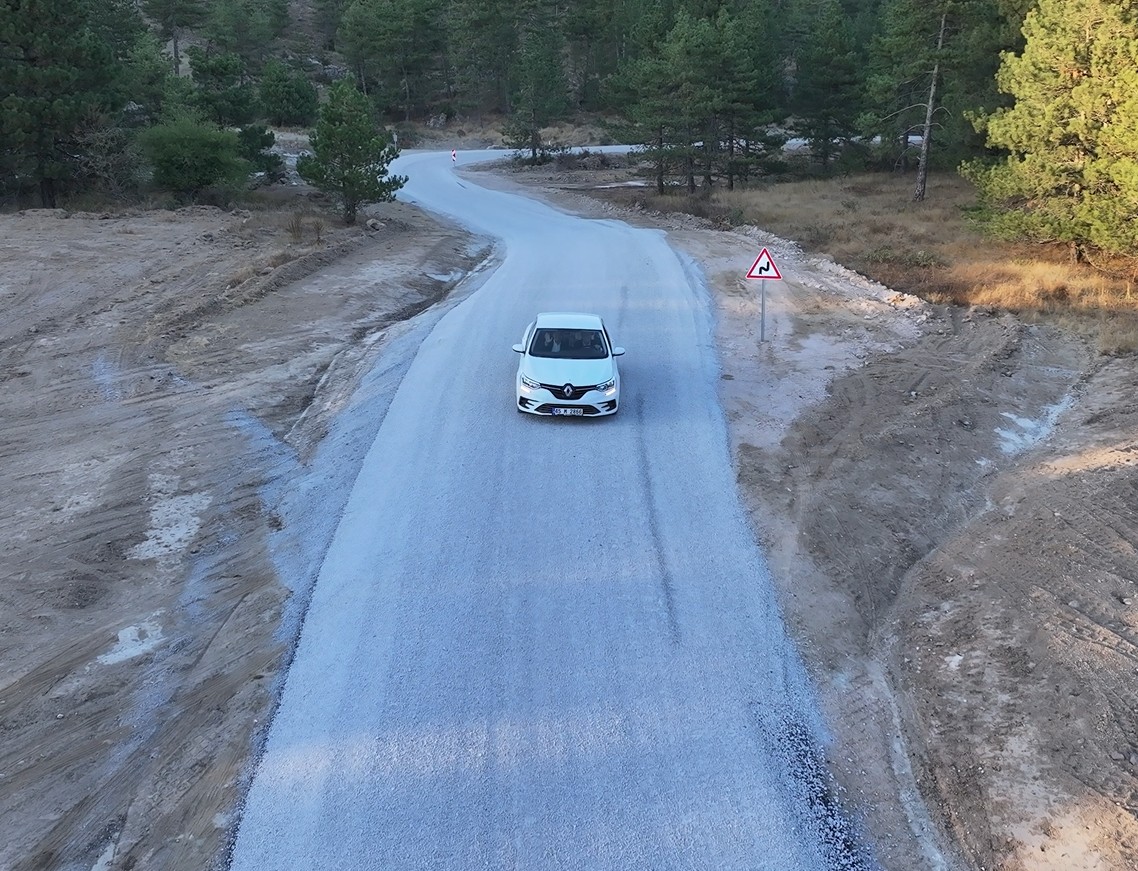 Yılların Hayali Gerçek Oldu, Gördes Sındırgı Yolu Asfaltlandı (1)