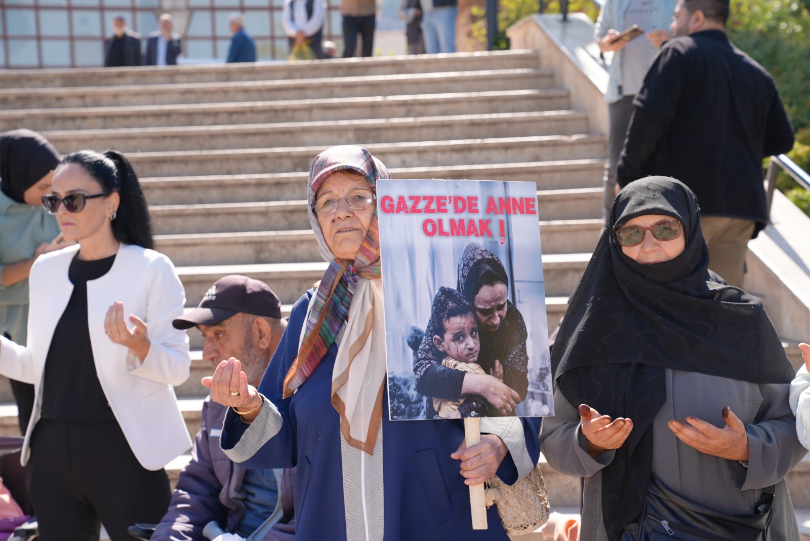 81 İlde Tek Ses “Gazze’nin Sessiz Çığlığına Ses Oluyoruz” (8)