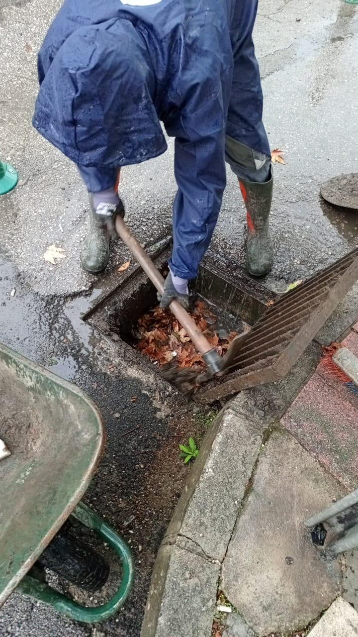 Büyükşehir Ve Maski̇ Ekipleri Yağmur Için Sahada (9)