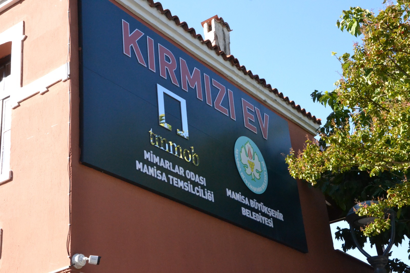 Manisa’da Dünya Mimarlık Günü Duygusal Anlarla Kutlandı (5)