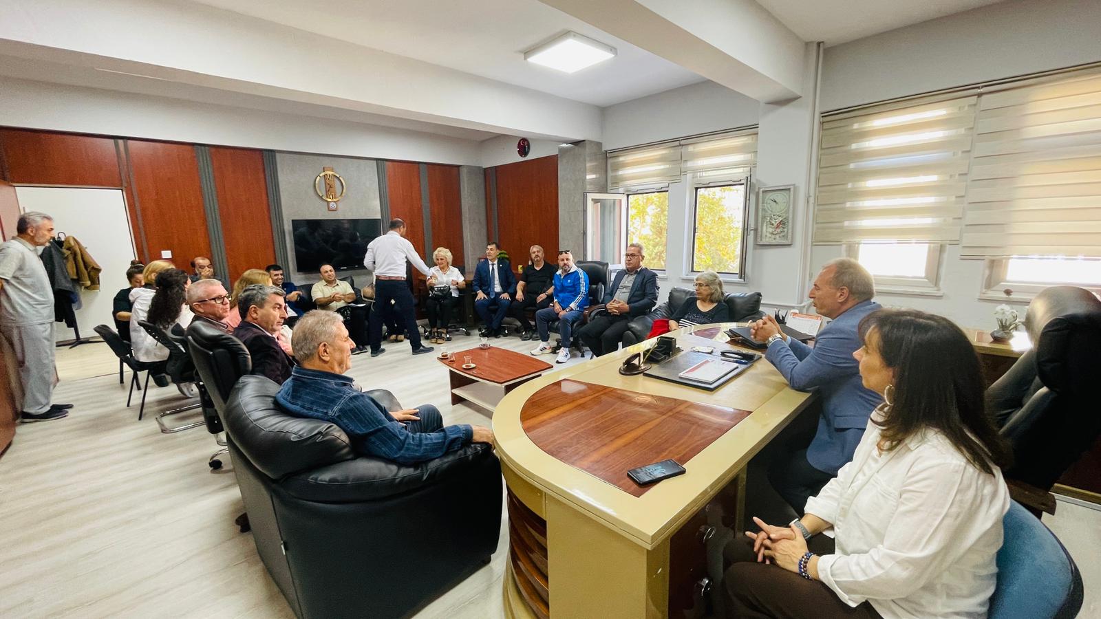 Manisa’da Eğitimde Başarıya Imza Atanlara Ödül Belgesi (1)