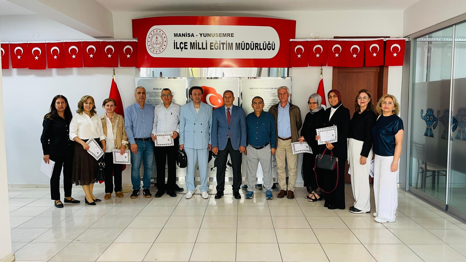 Manisa’da Eğitimde Başarıya Imza Atanlara Ödül Belgesi (3)