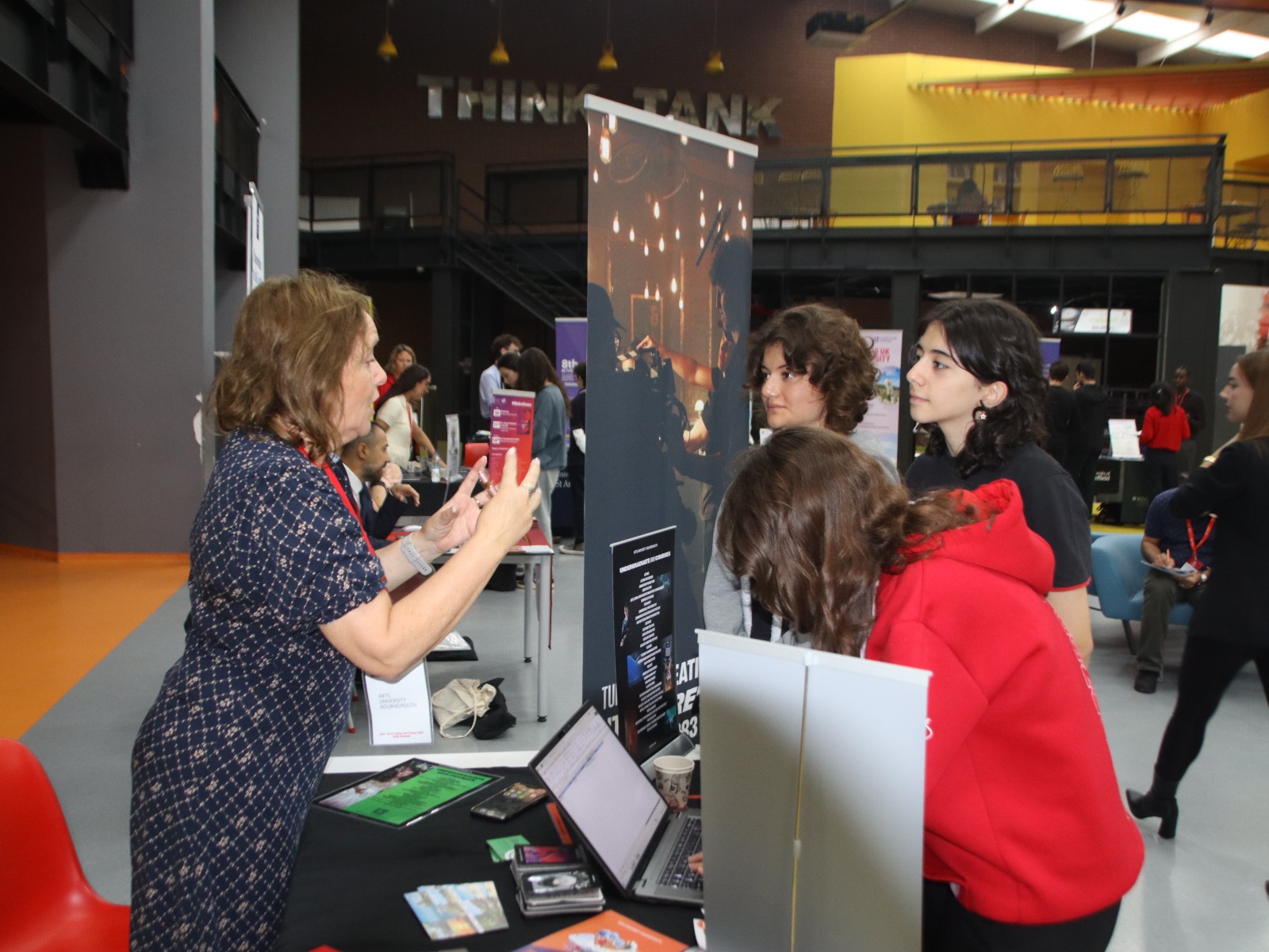 Manisada Uluslararası Eğitim Rüzgarı Esti (6)