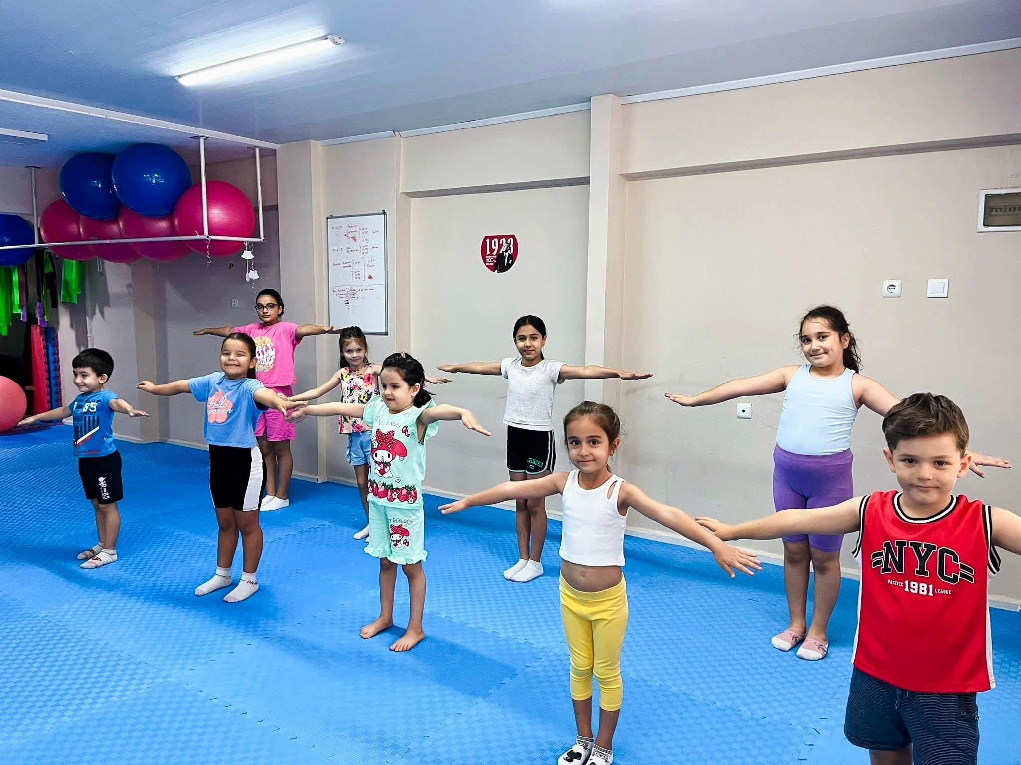 Manisa'da spora engel yok: Kış Spor Okulu kapılarını açıyor