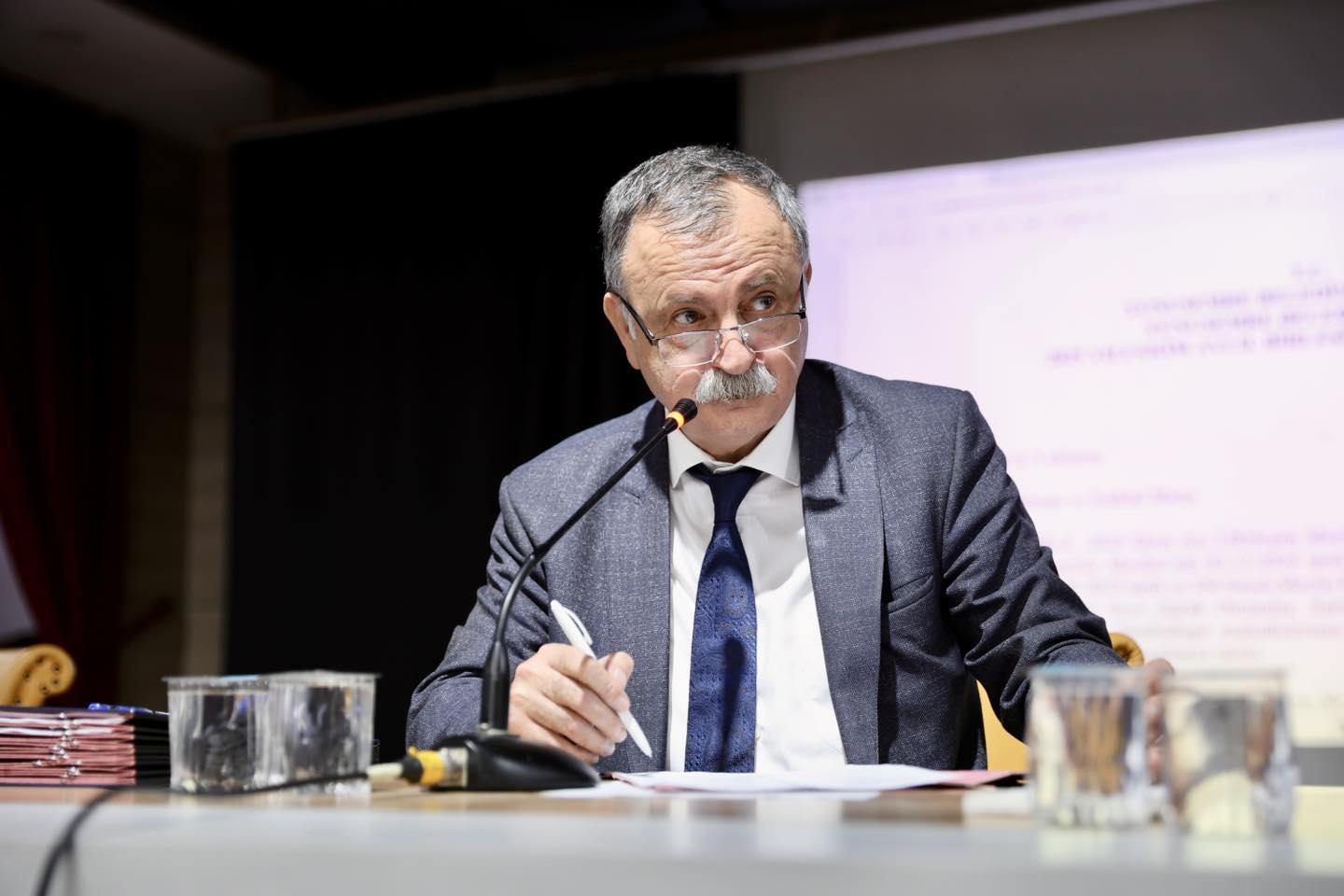 Yunusemre’de spora yeni vizyon: Gençlik ve spor için yol haritası belirlendi