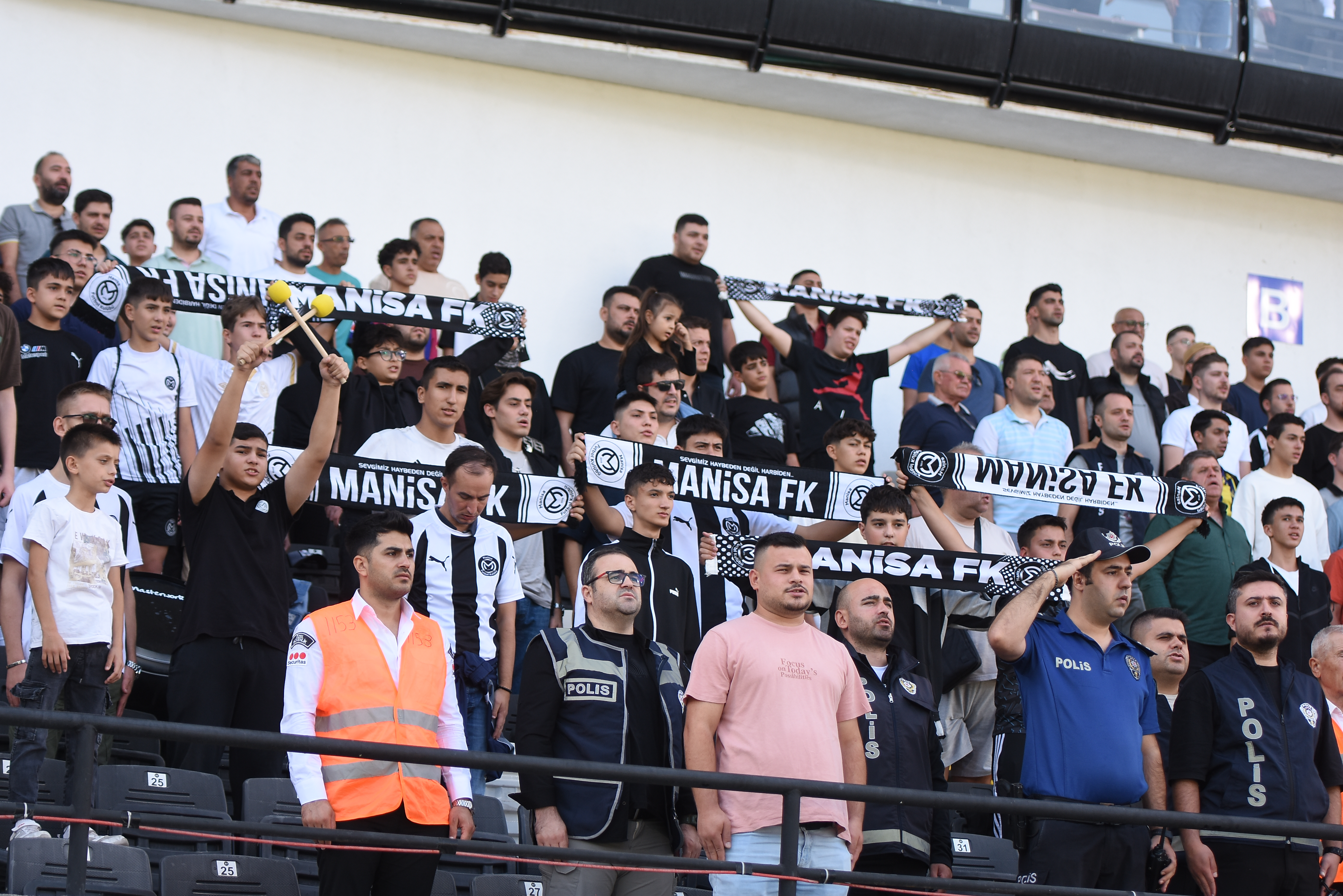 Manisa FK kendi evindeki mücadeleye hazır