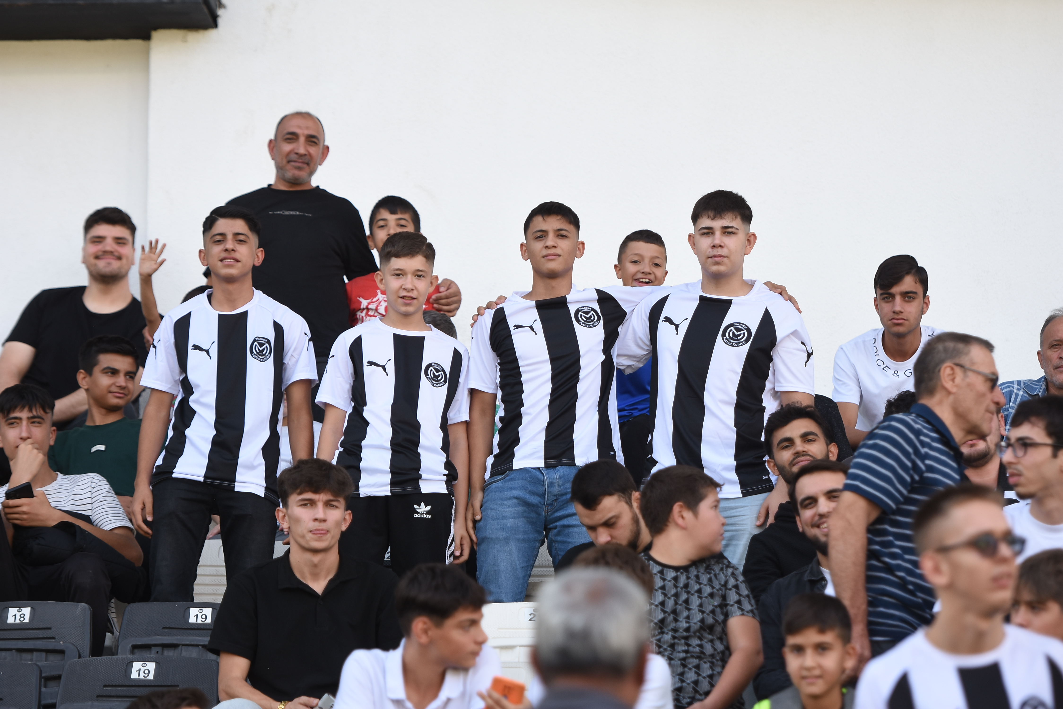 Manisa FK kendi evindeki mücadeleye hazır