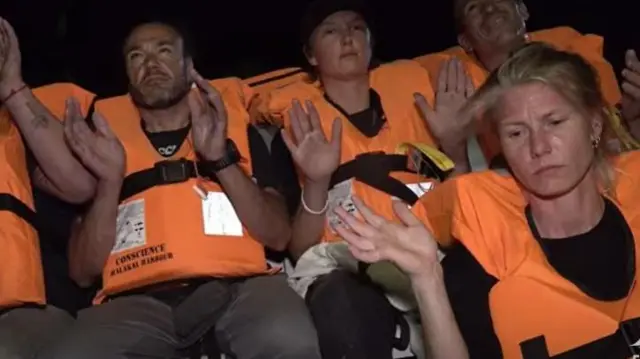 İsrail’den bir yasa dışı baskın daha: Bu kez Özgürlük Filosu’na saldırdı!