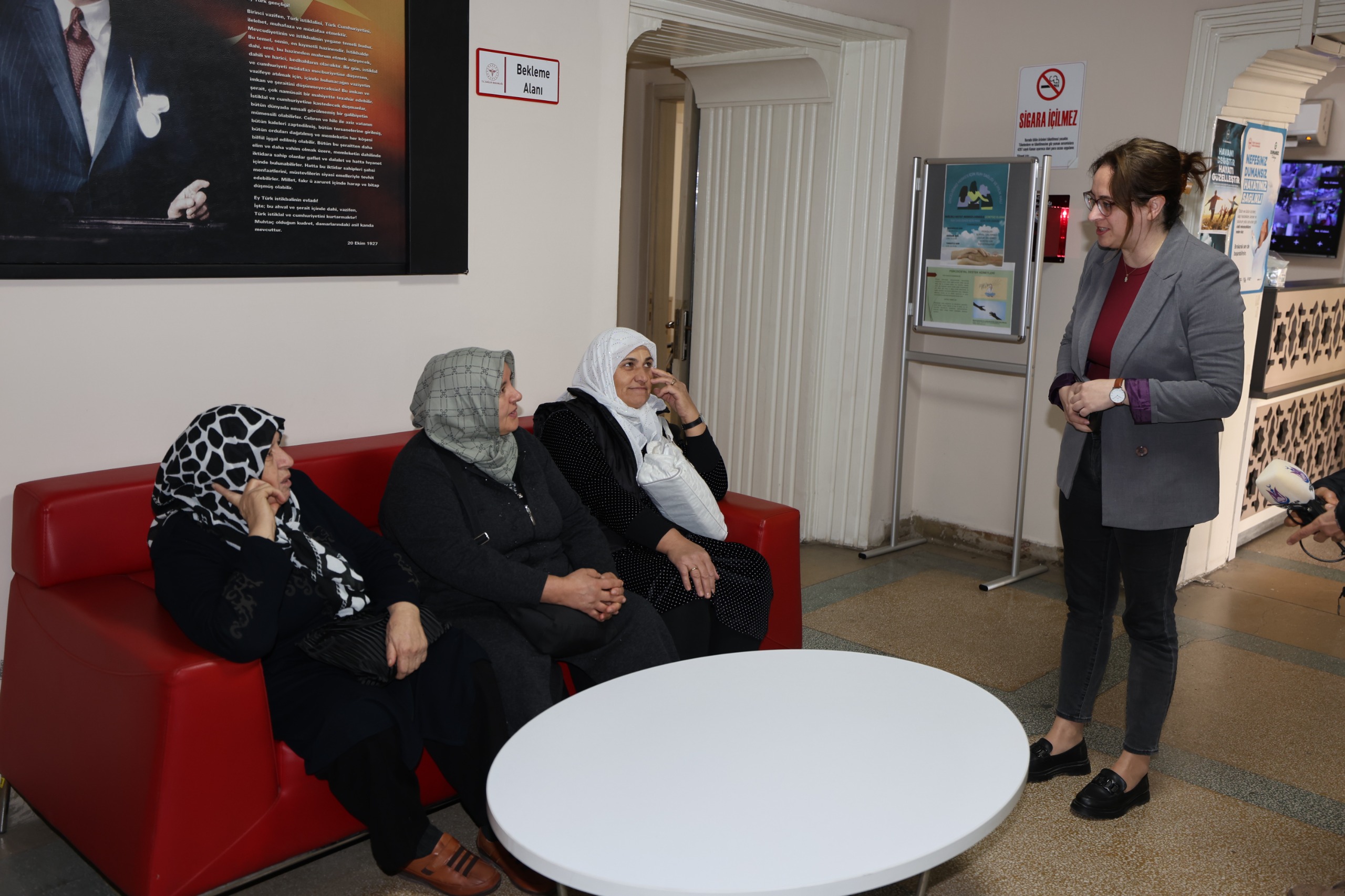 Manisa’da pembe farkındalık devam ediyor