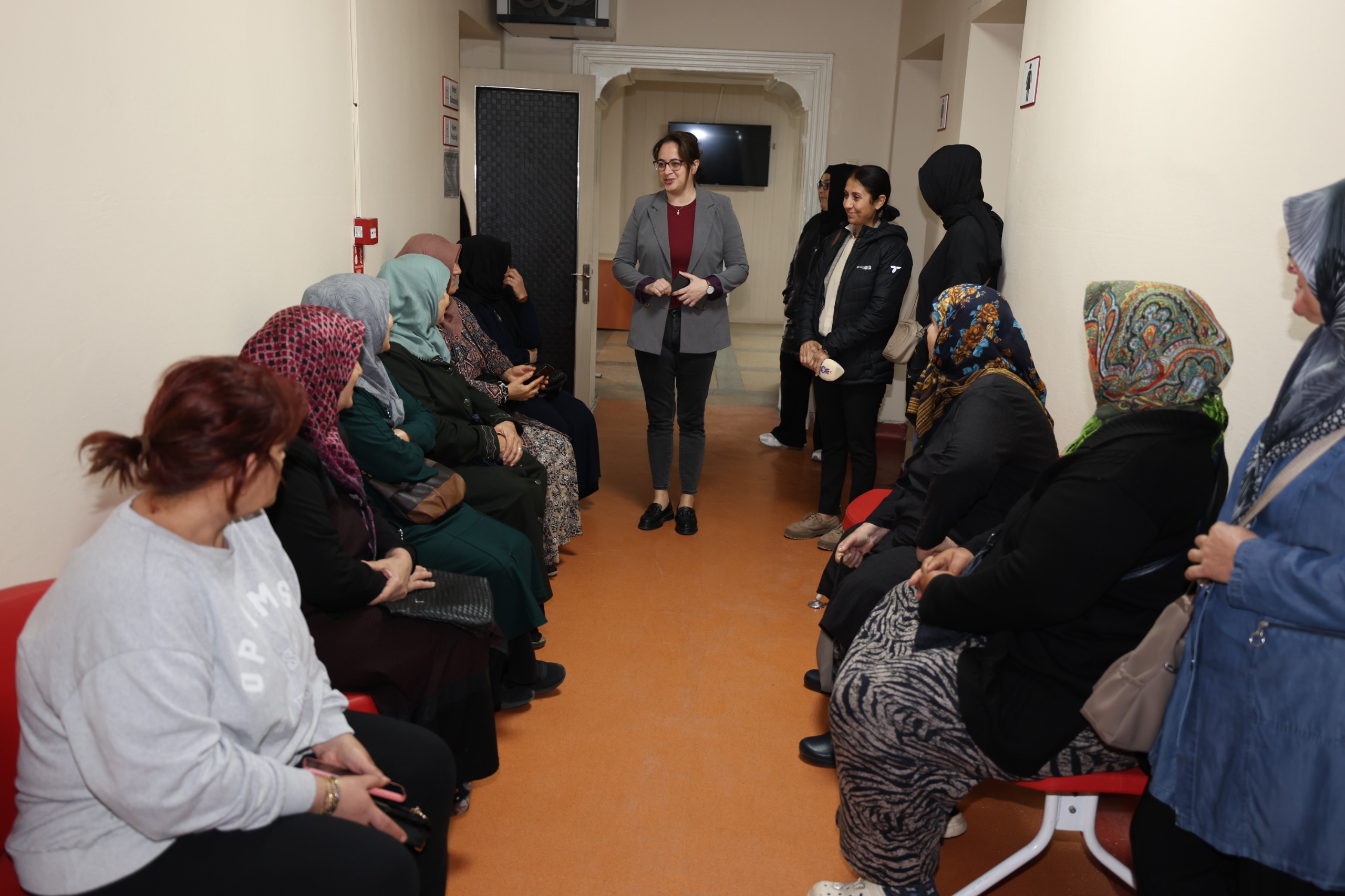 Manisa’da pembe farkındalık devam ediyor