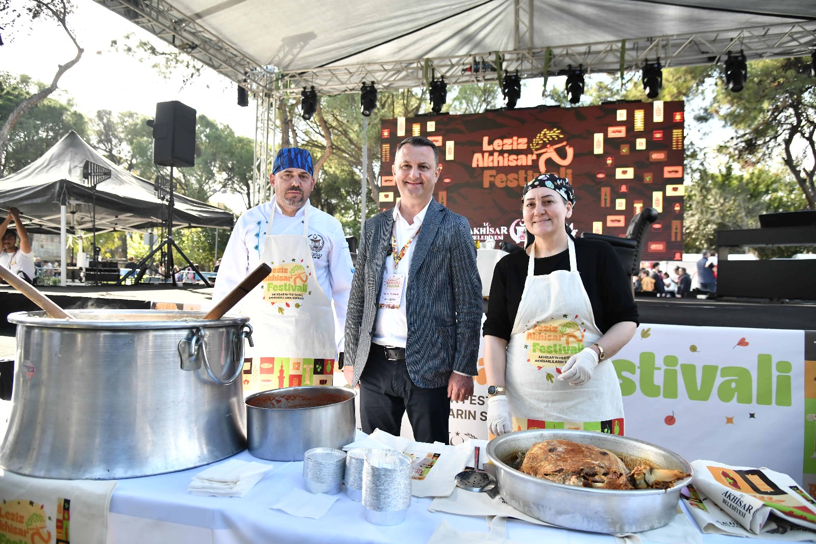 Akhisar'da lezzet rüzgarı esti