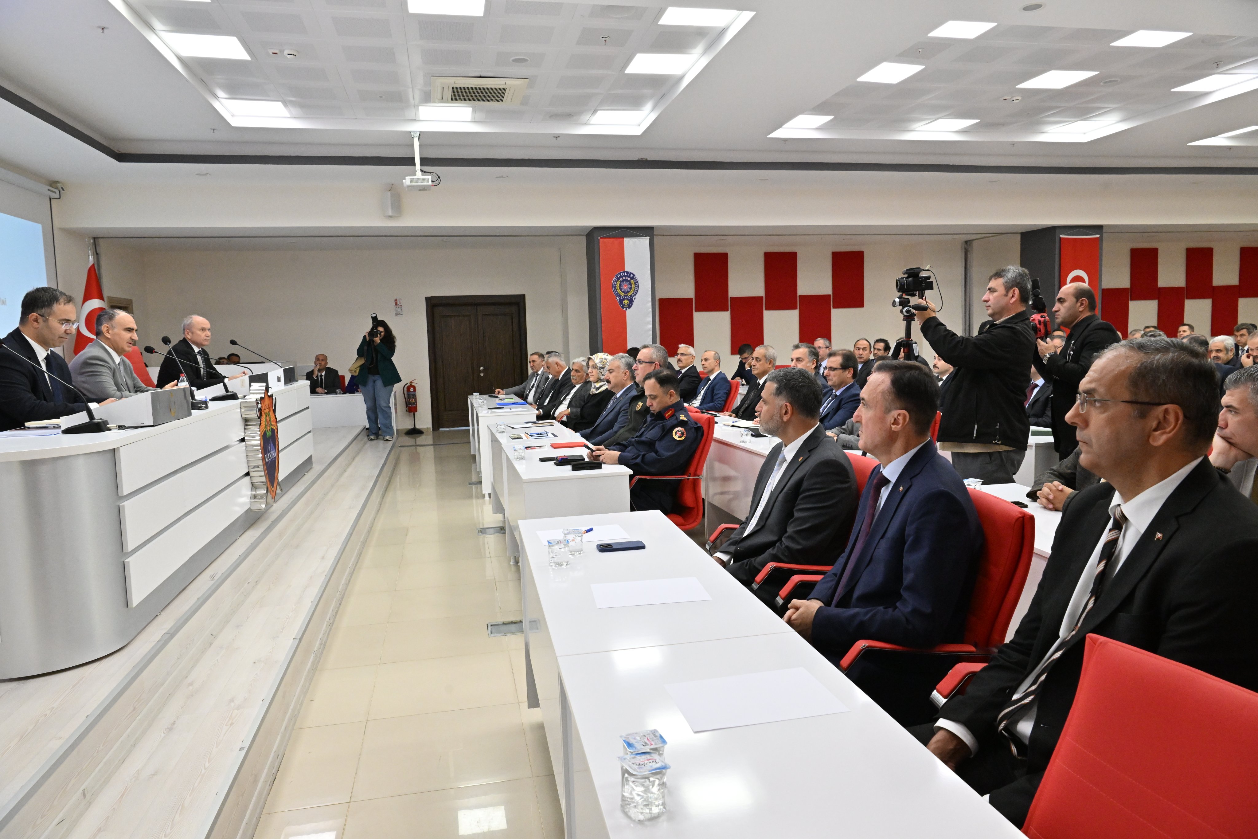 Manisa’da savunma ve kamu yatırımlarında güçlü adımlar